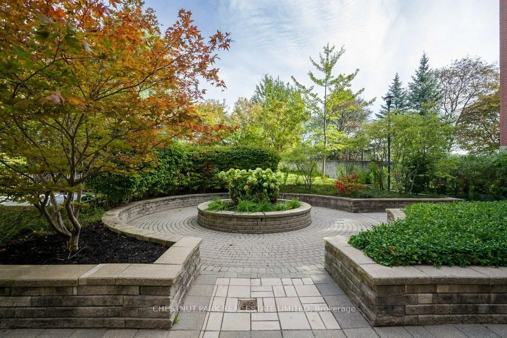 455 Rosewell Avenue #115