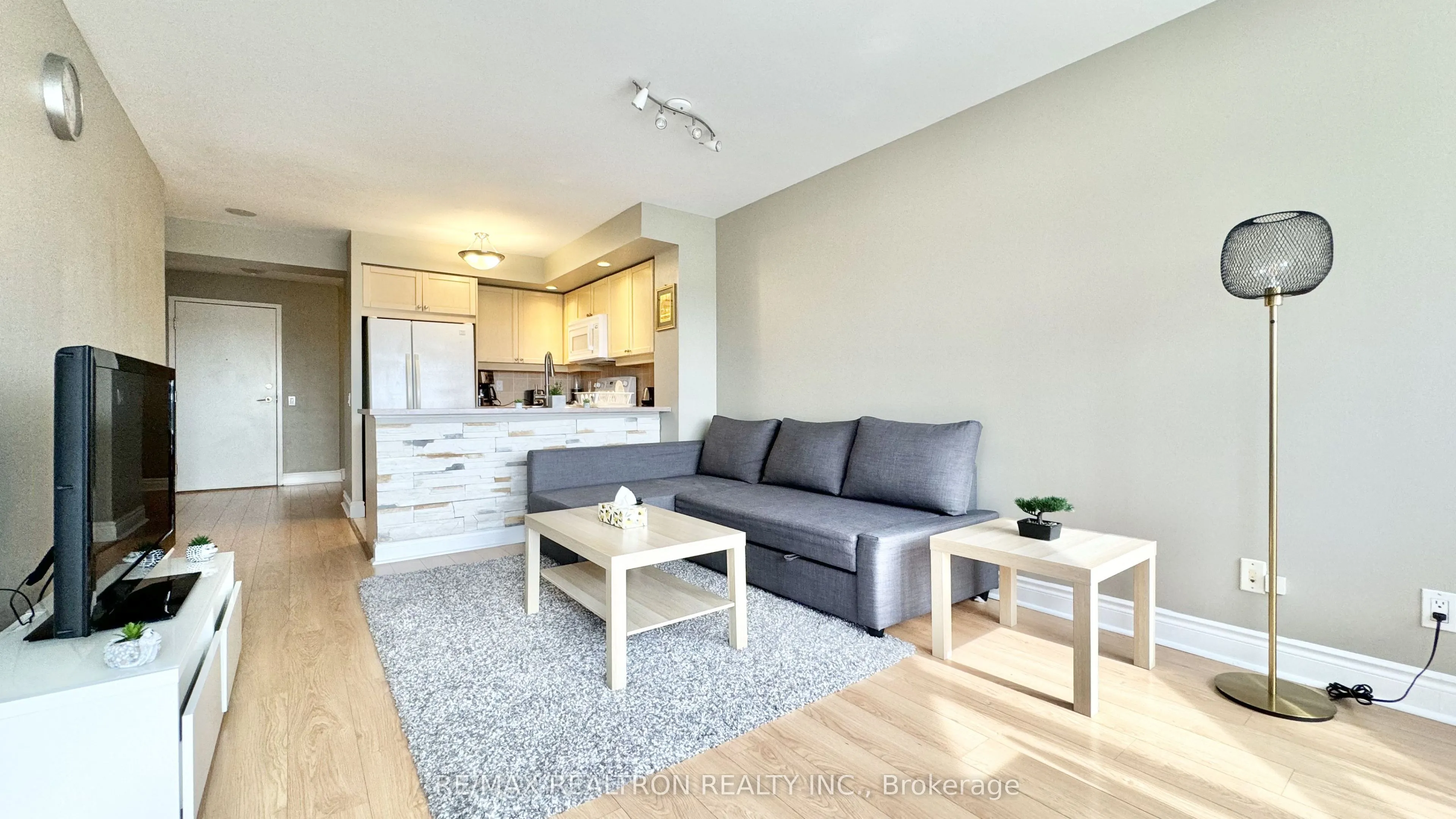 5 Northtown Way #1003