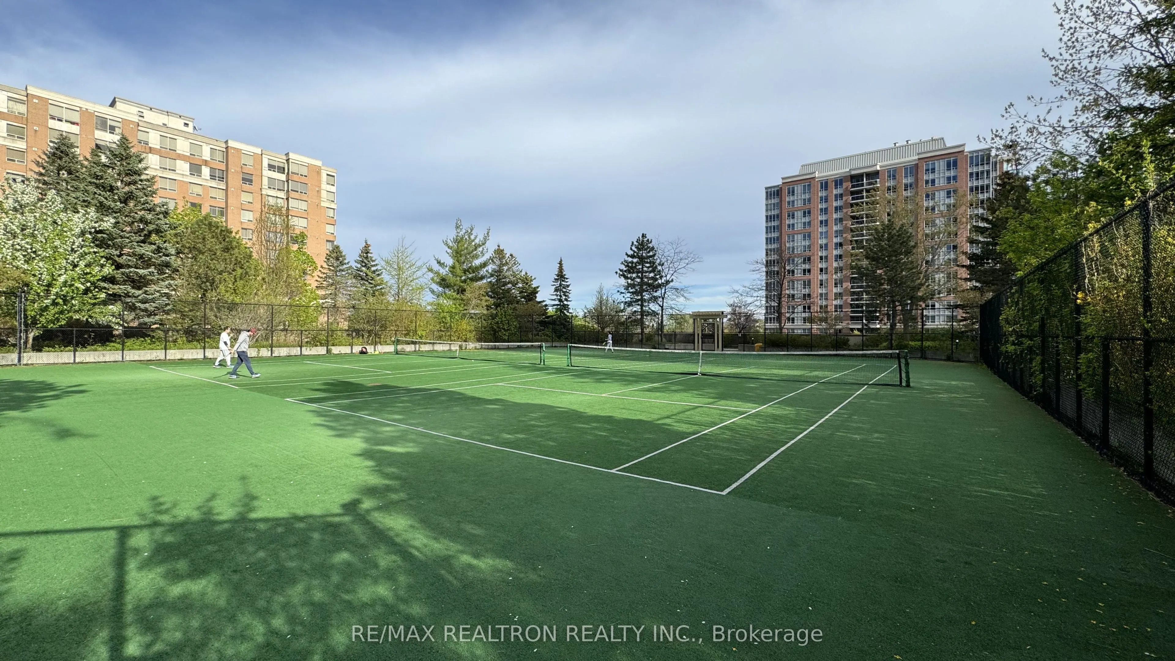 5 Northtown Way #1003