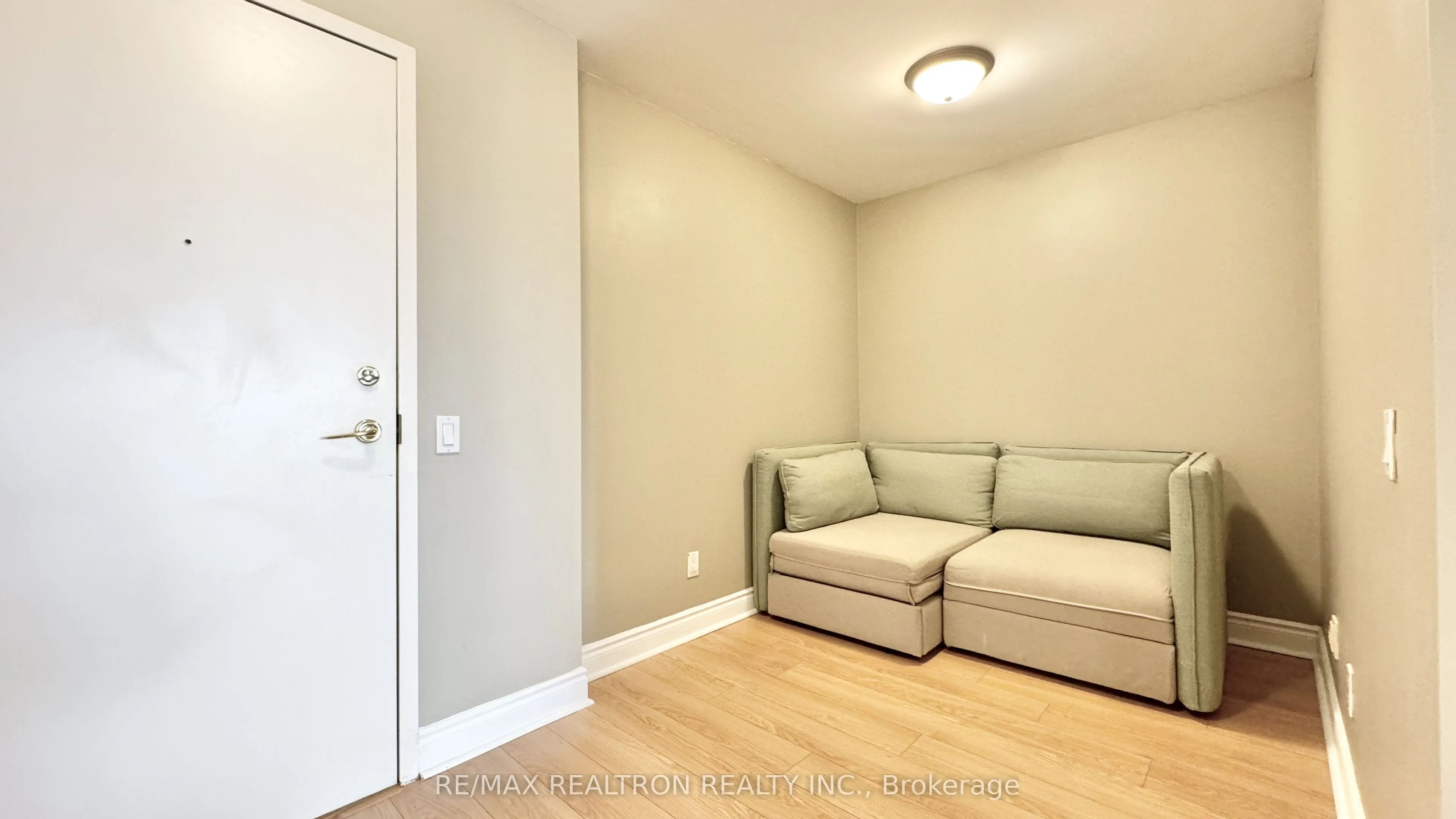 5 Northtown Way #1003