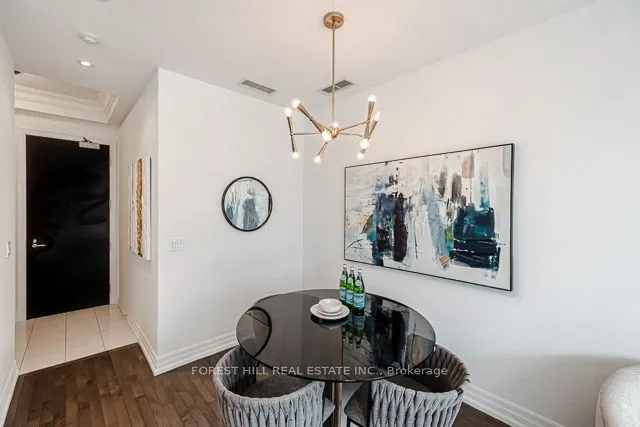 20 Burkebrook Place #502