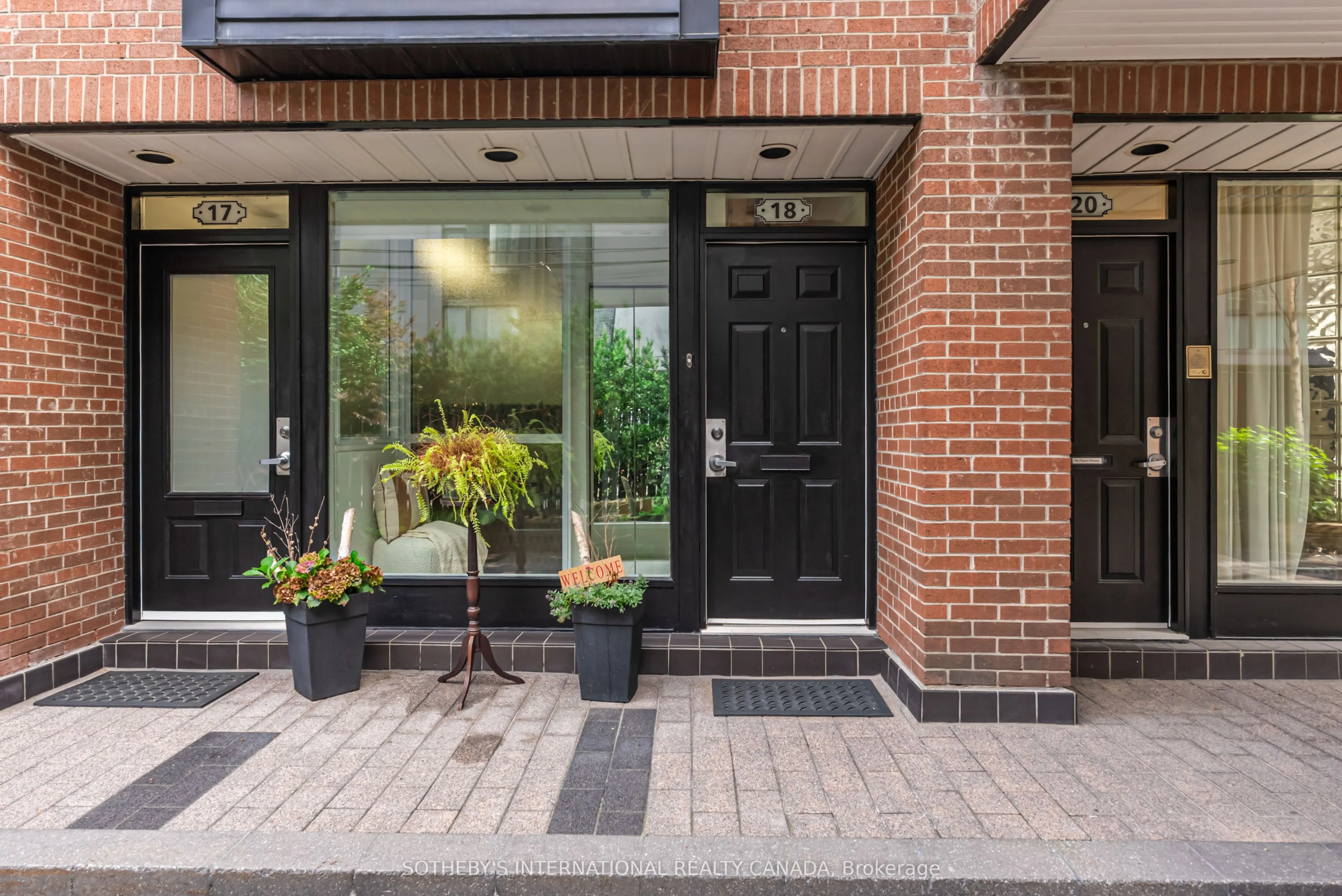 465 King Street E #17 & 18
