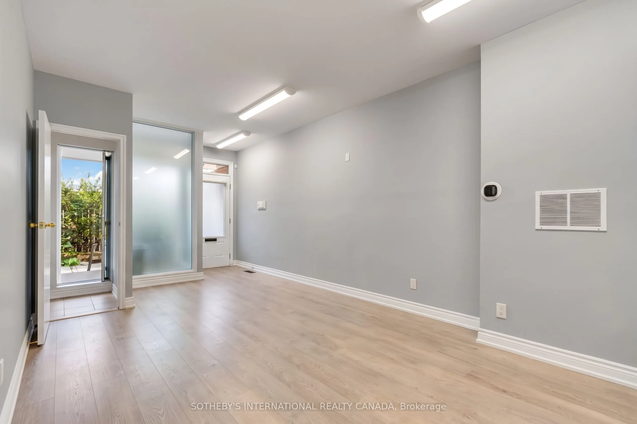 465 King Street E #17 & 18