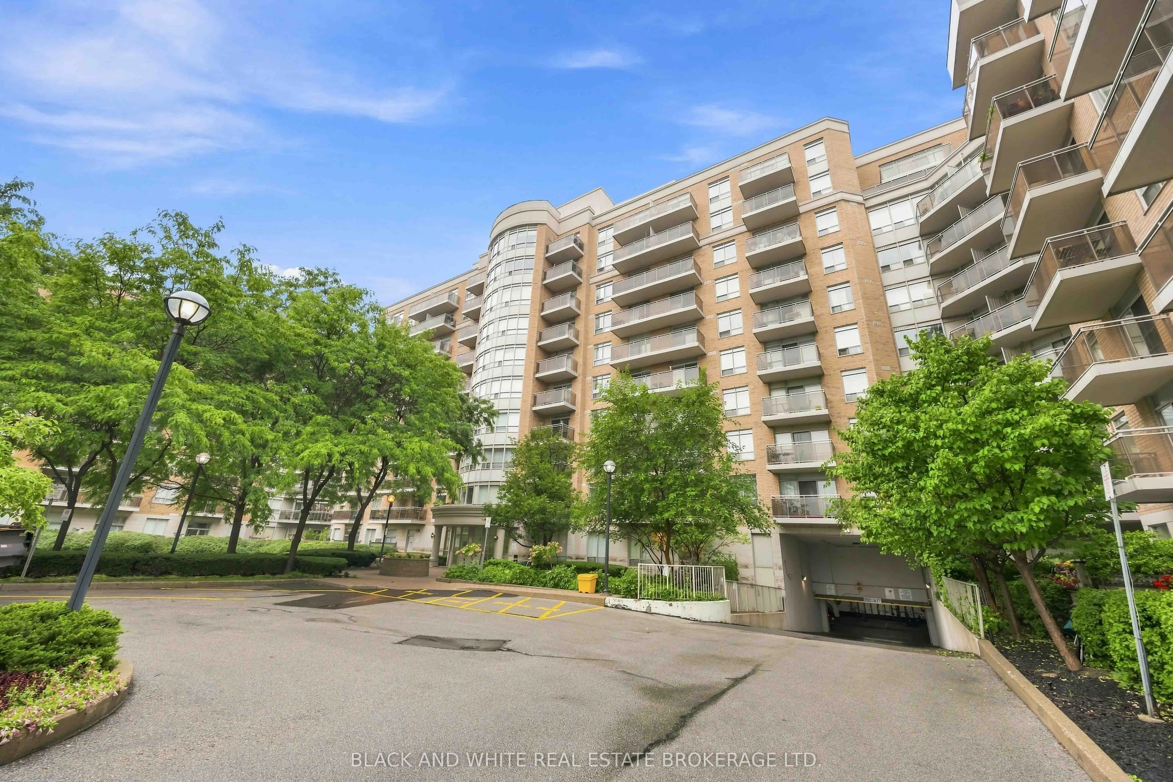 650 Lawrence Avenue W #524