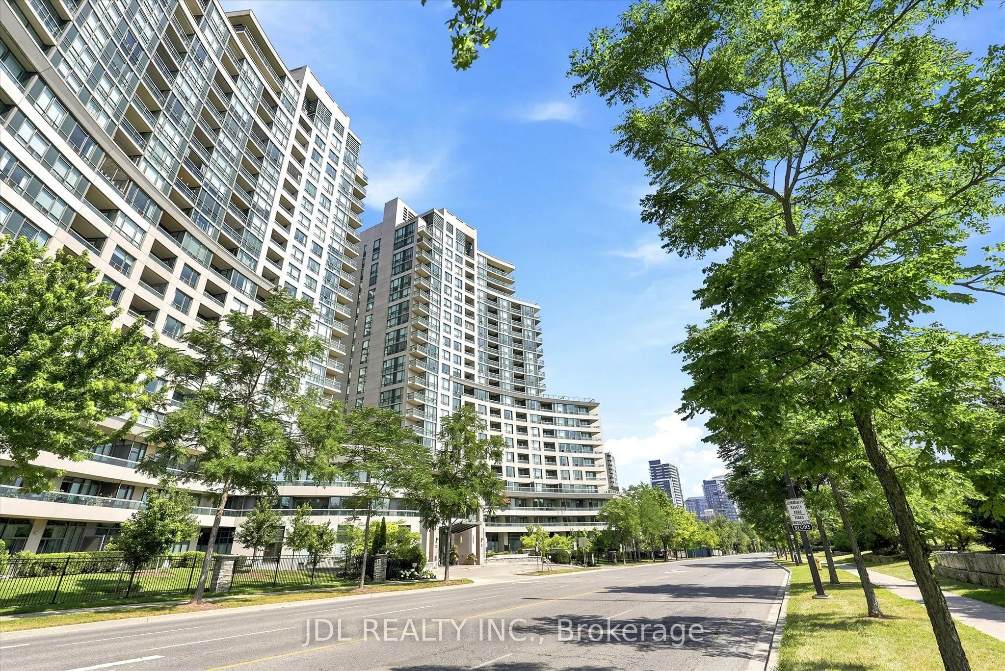 503 Beecroft Road #516