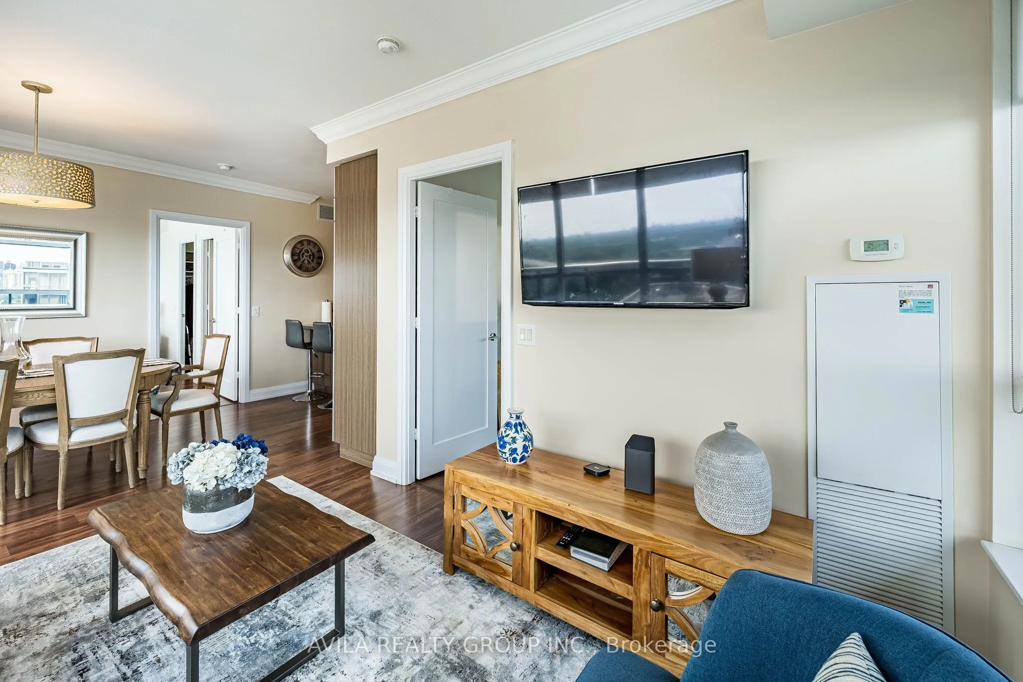 2 Anndale Drive #2708