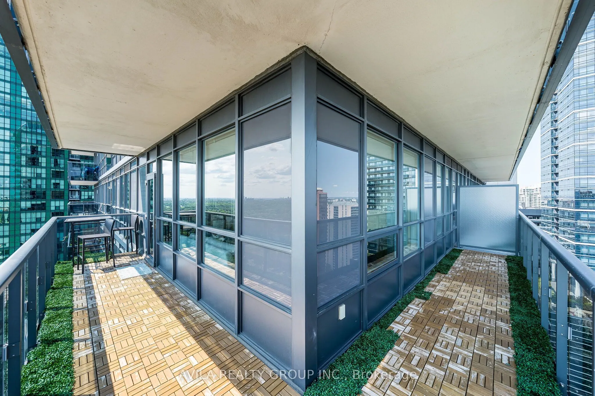 2 Anndale Drive #2708