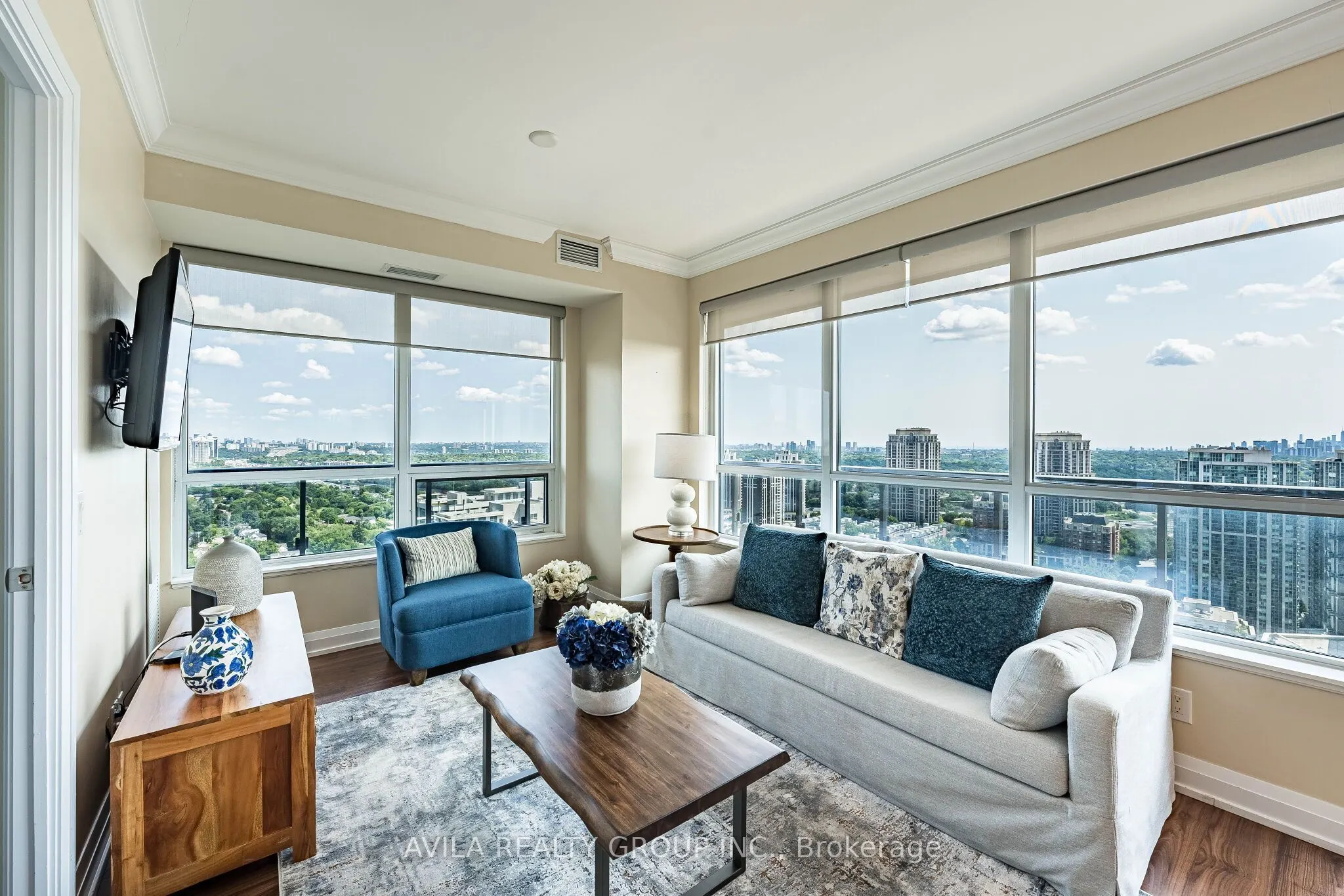 2 Anndale Drive #2708