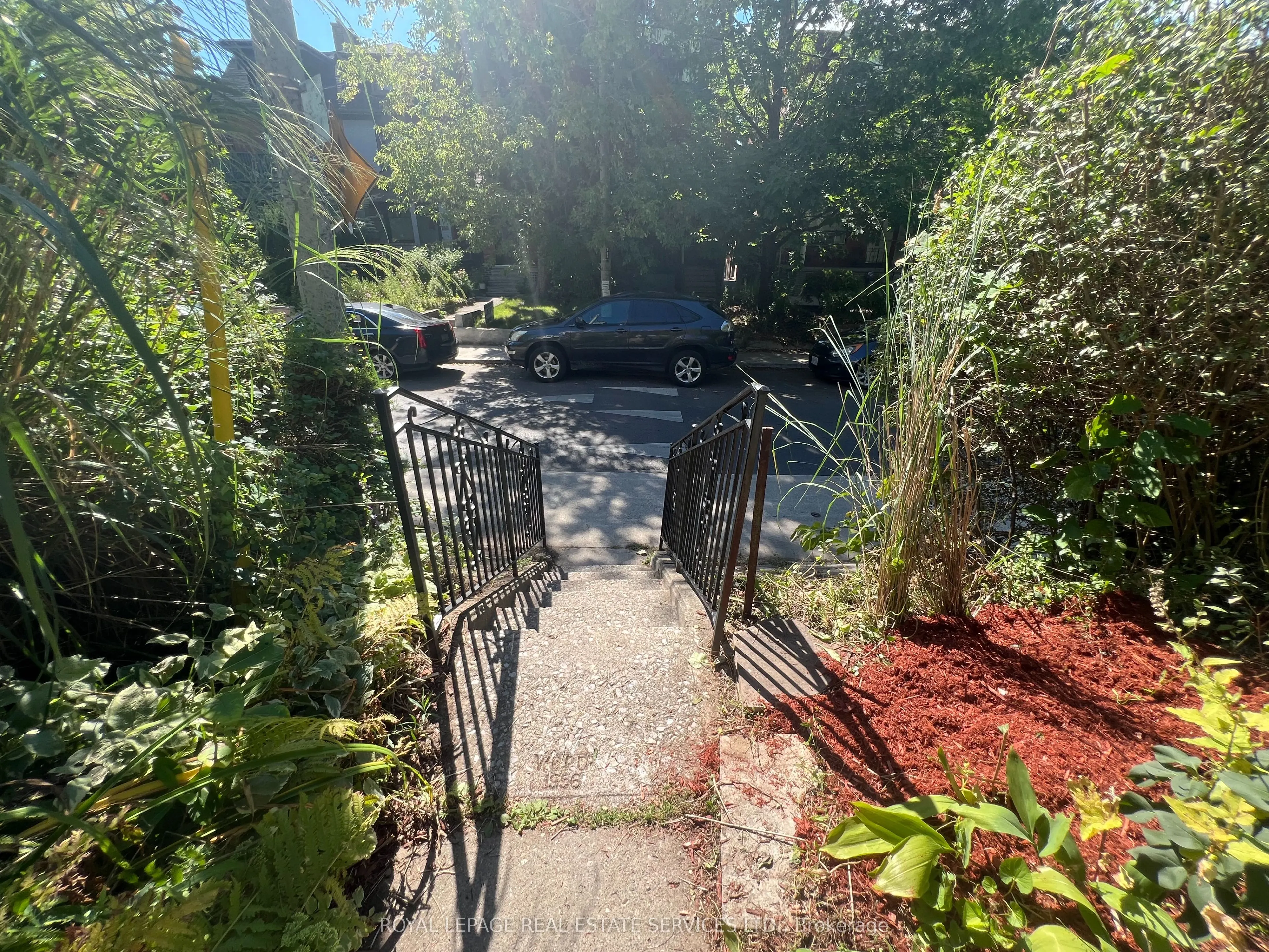 263 Grace Street #Lower