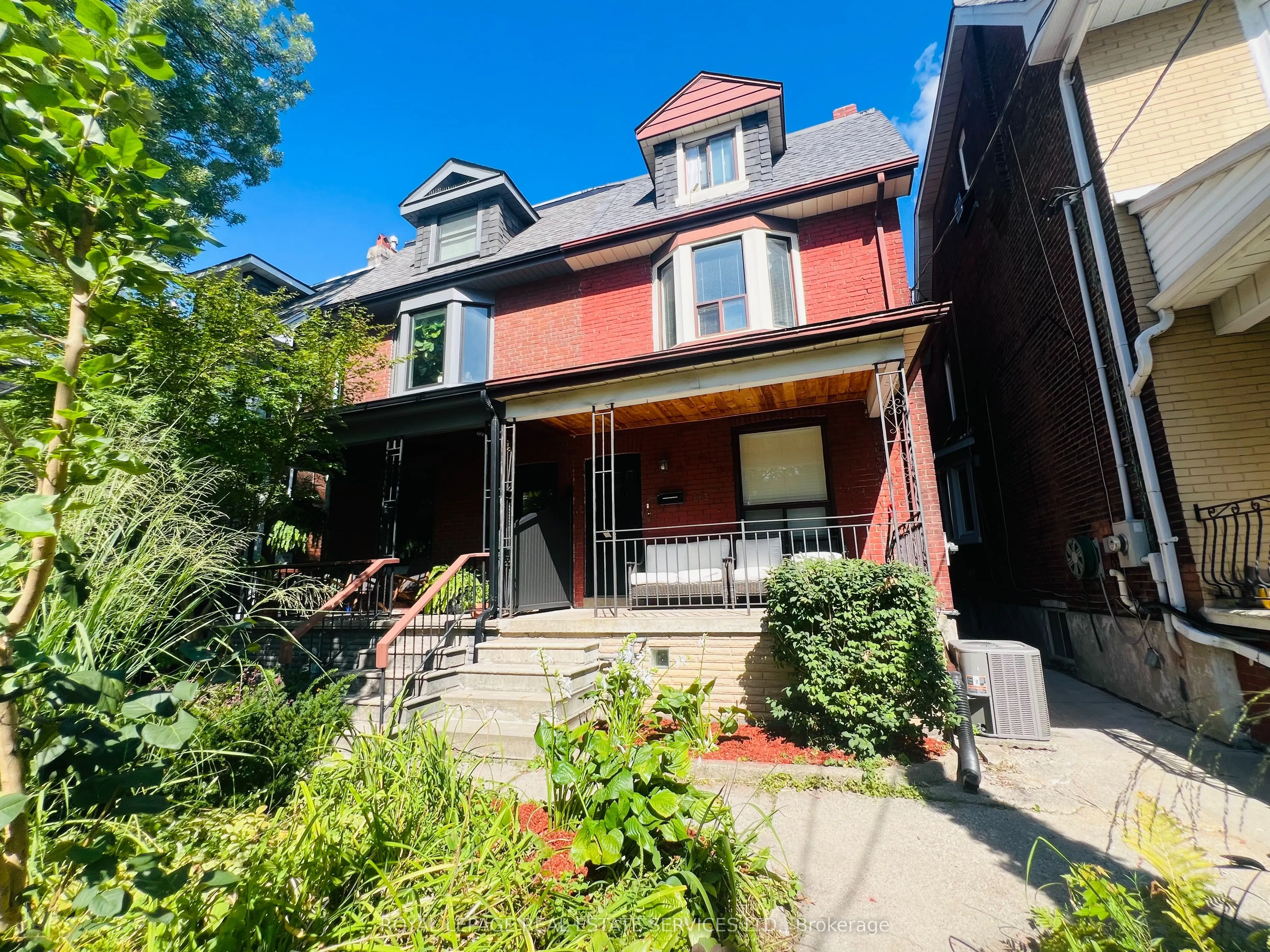 263 Grace Street #Lower