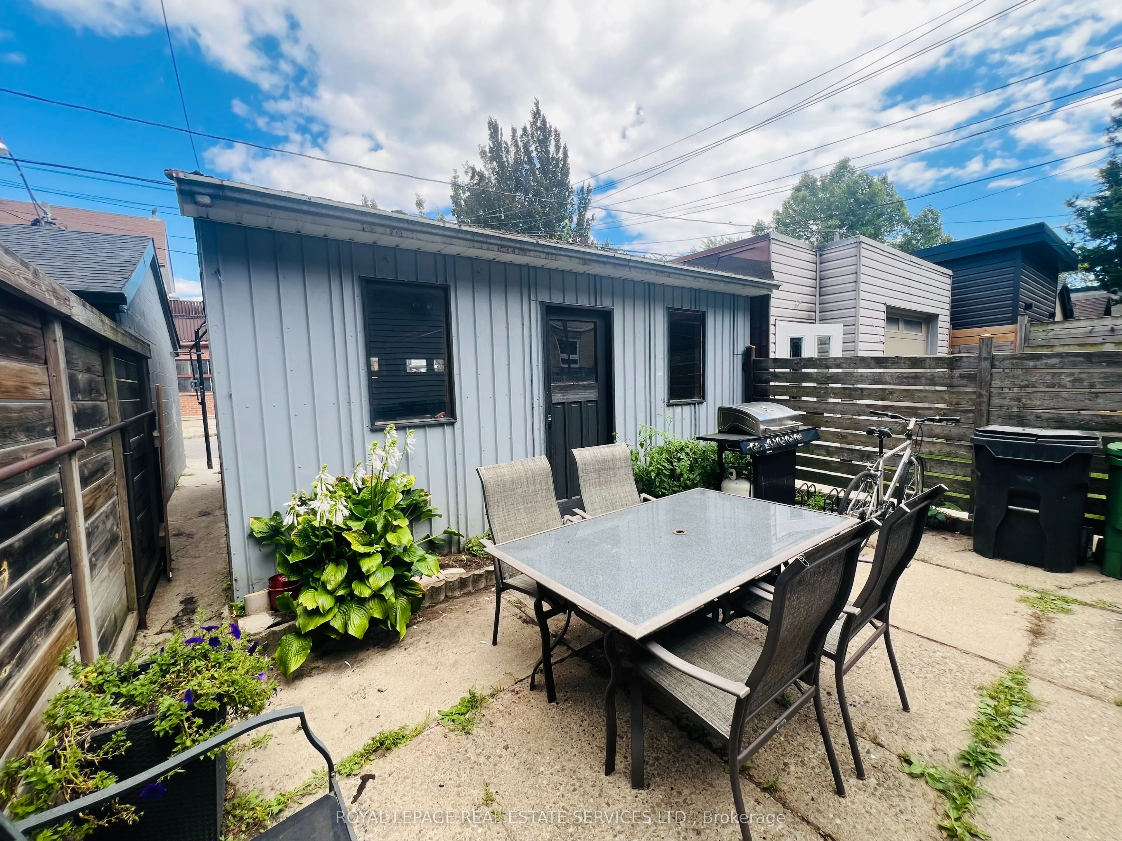 263 Grace Street #Lower