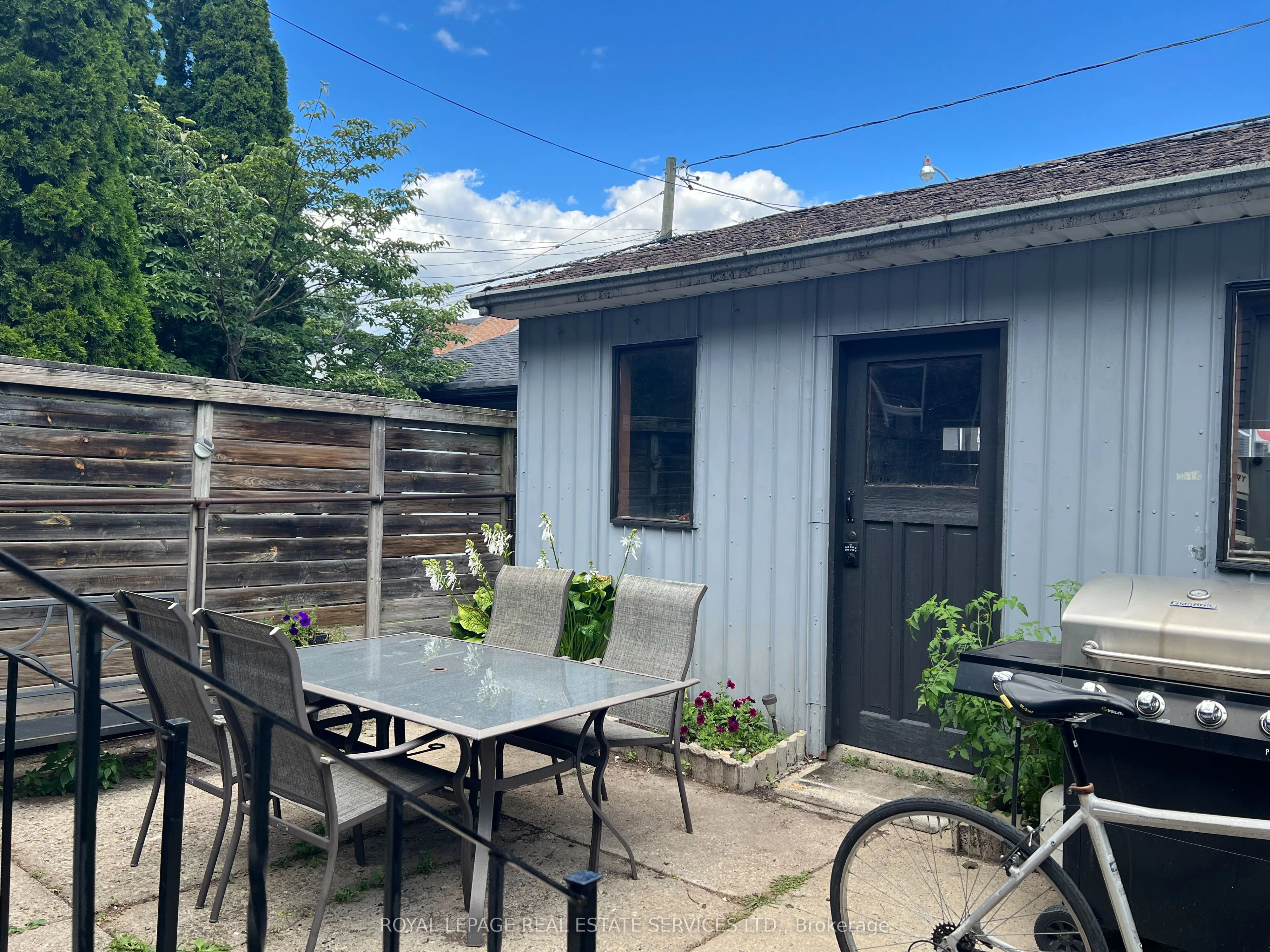 263 Grace Street #Lower