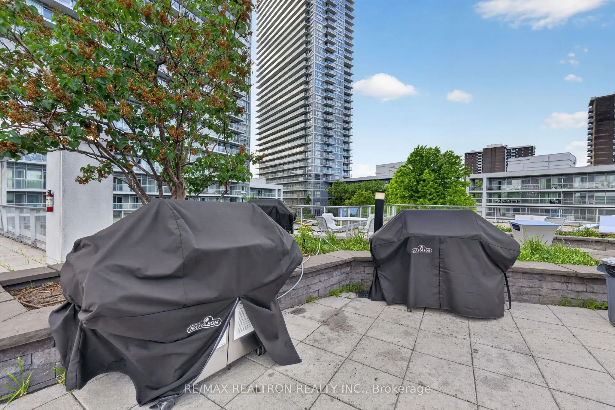 275 Yorkland Road ## 209