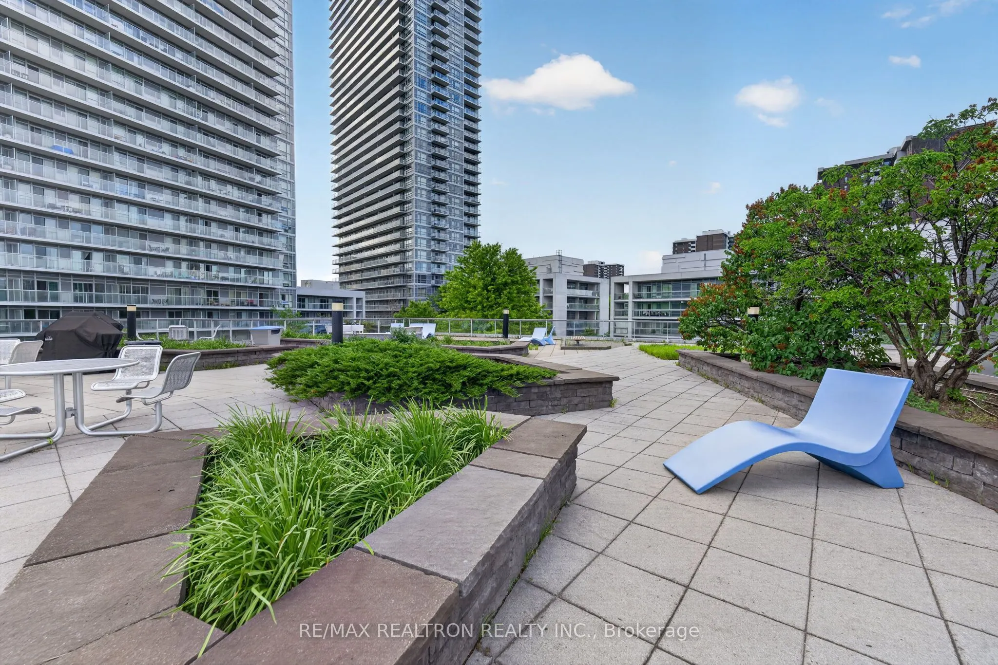 275 Yorkland Road ## 209
