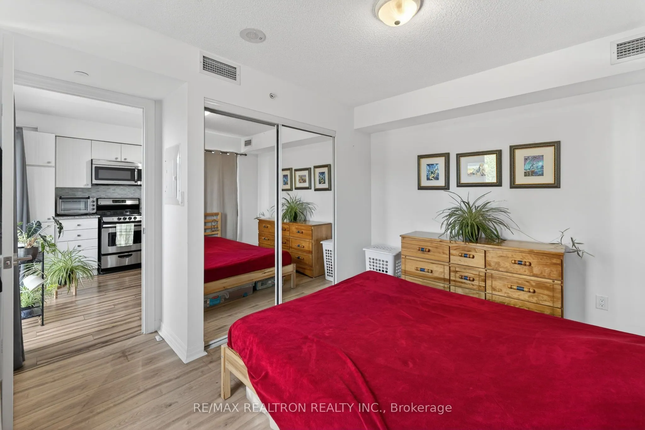 275 Yorkland Road ## 209