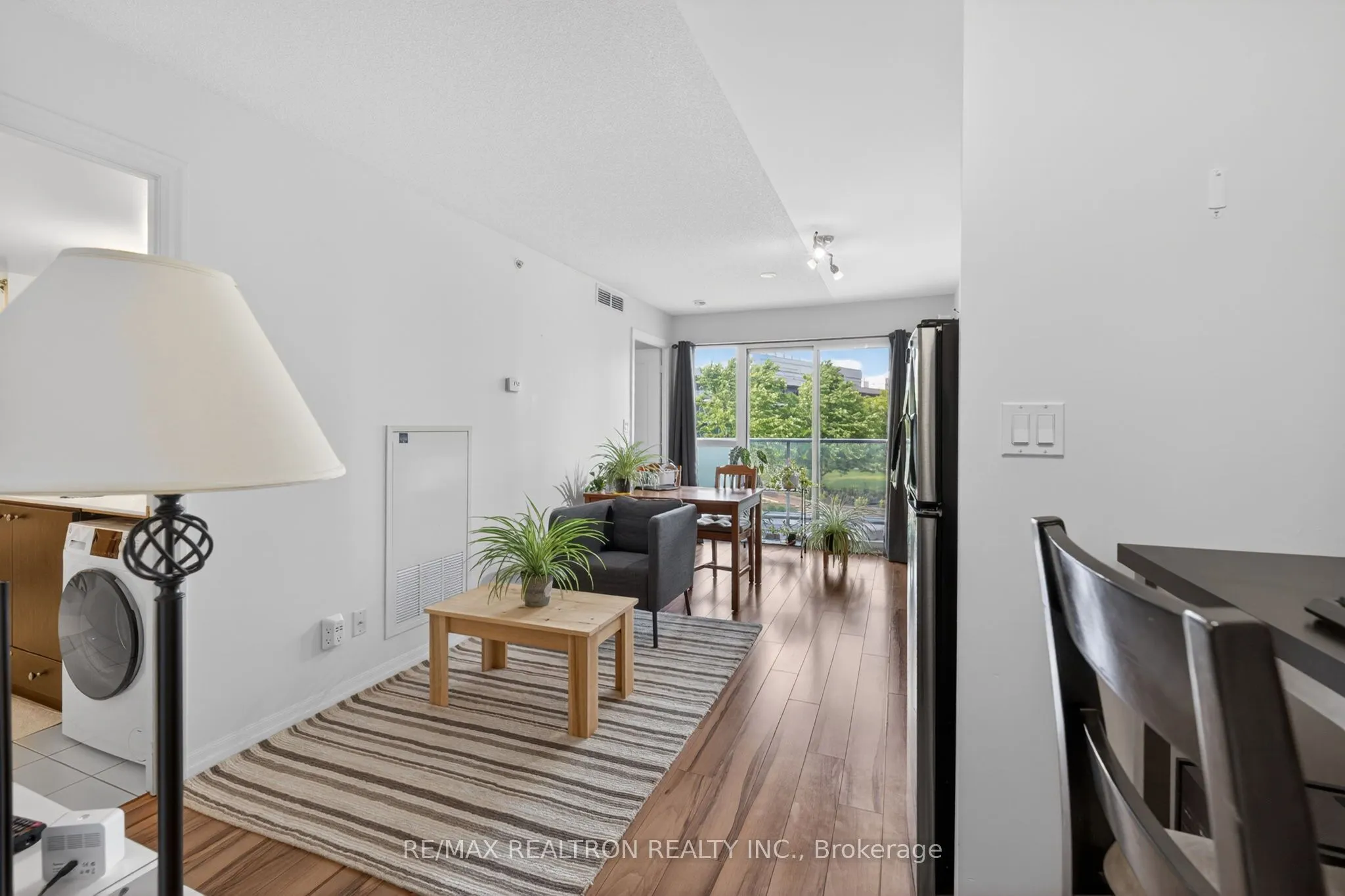 275 Yorkland Road ## 209