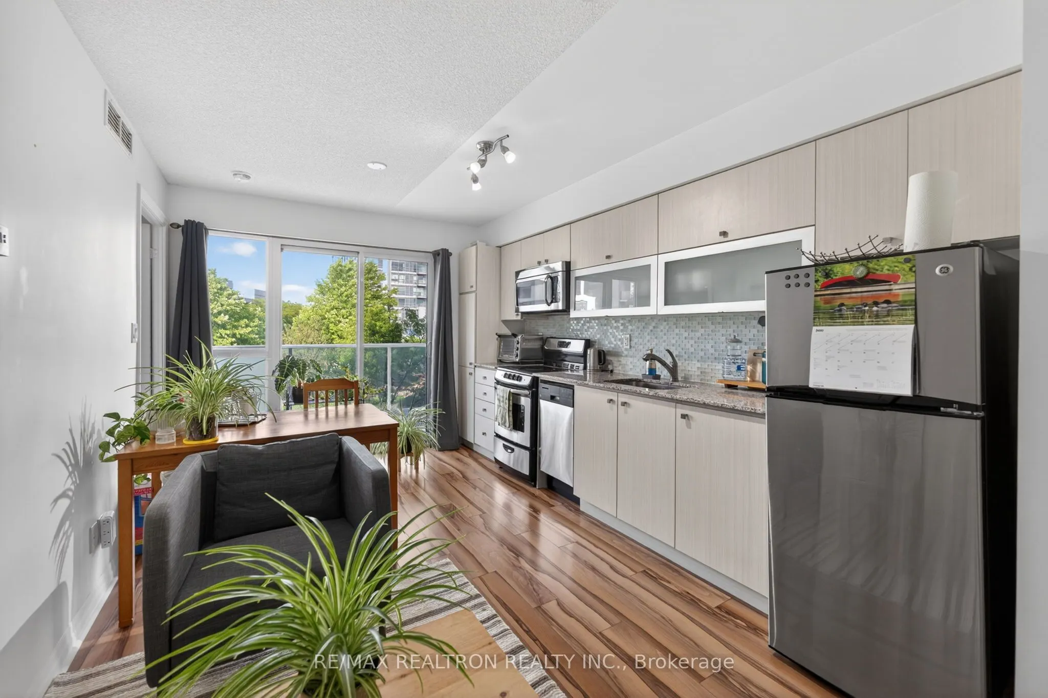 275 Yorkland Road ## 209