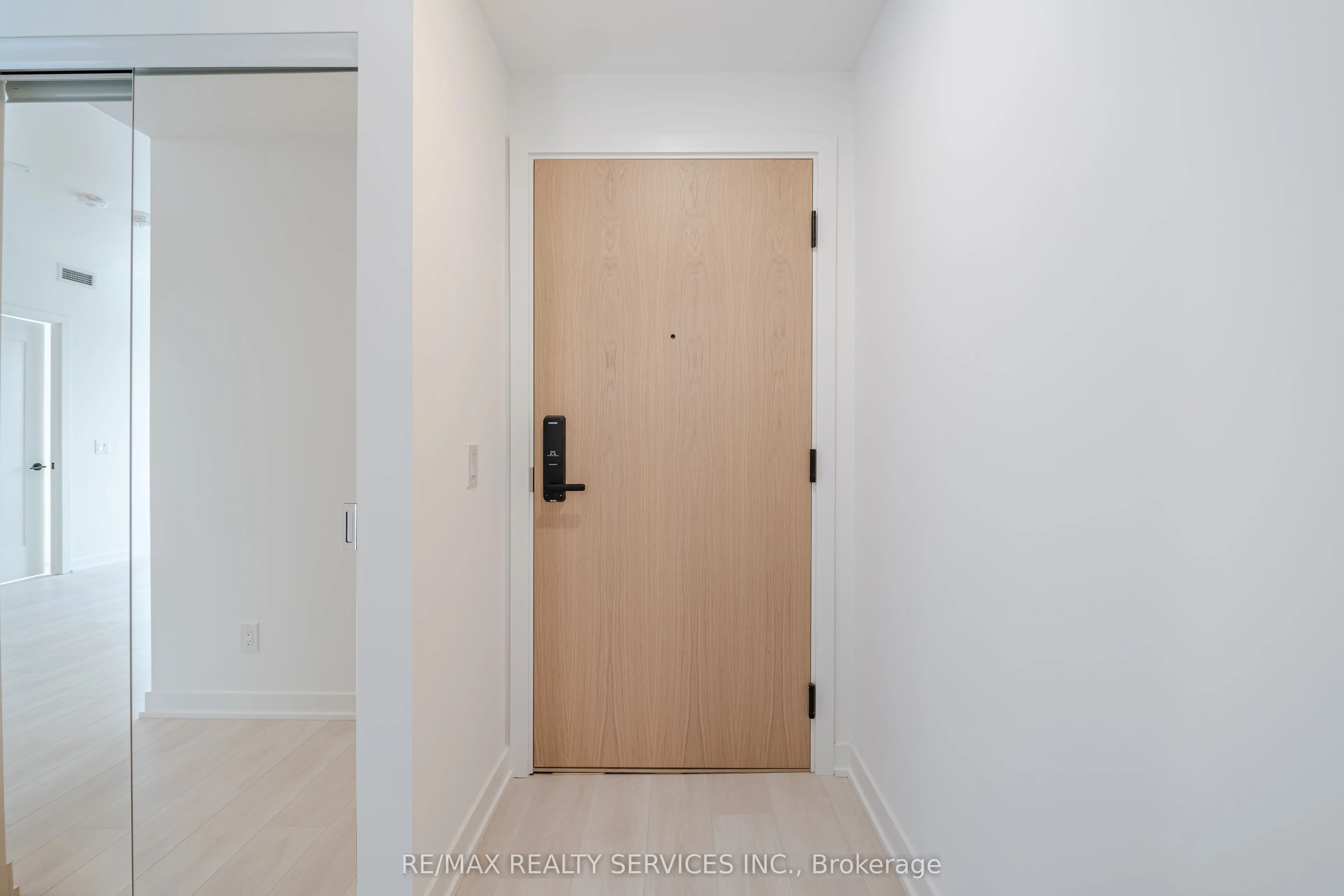 5 Defries Street #2208
