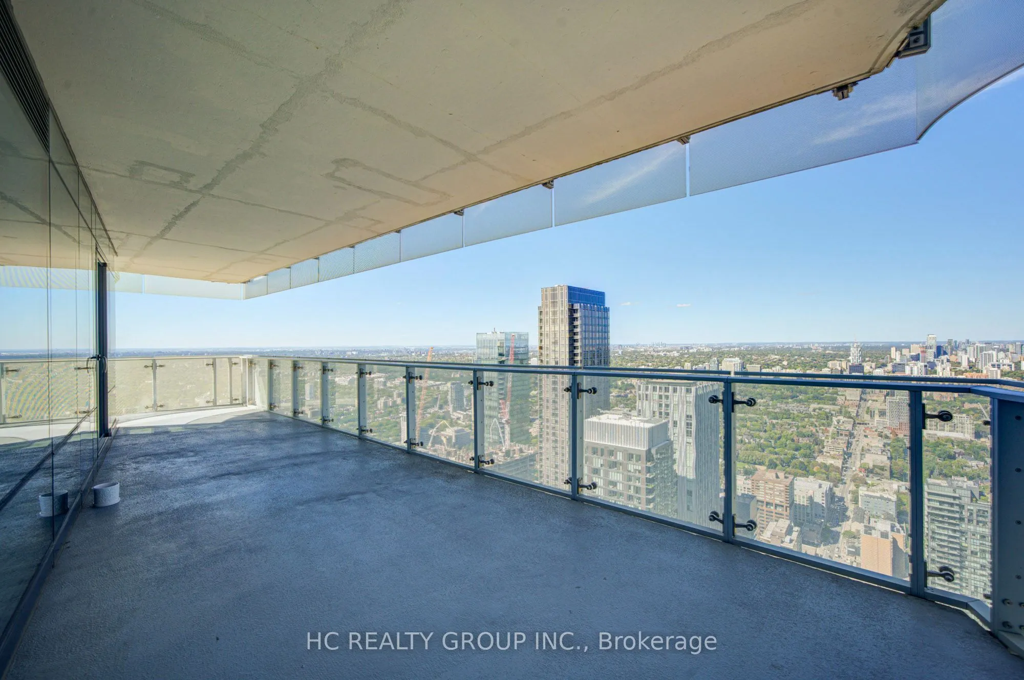 1 Bloor Street E #6209