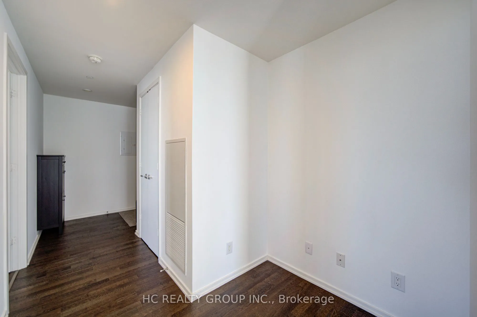 1 Bloor Street E #6209