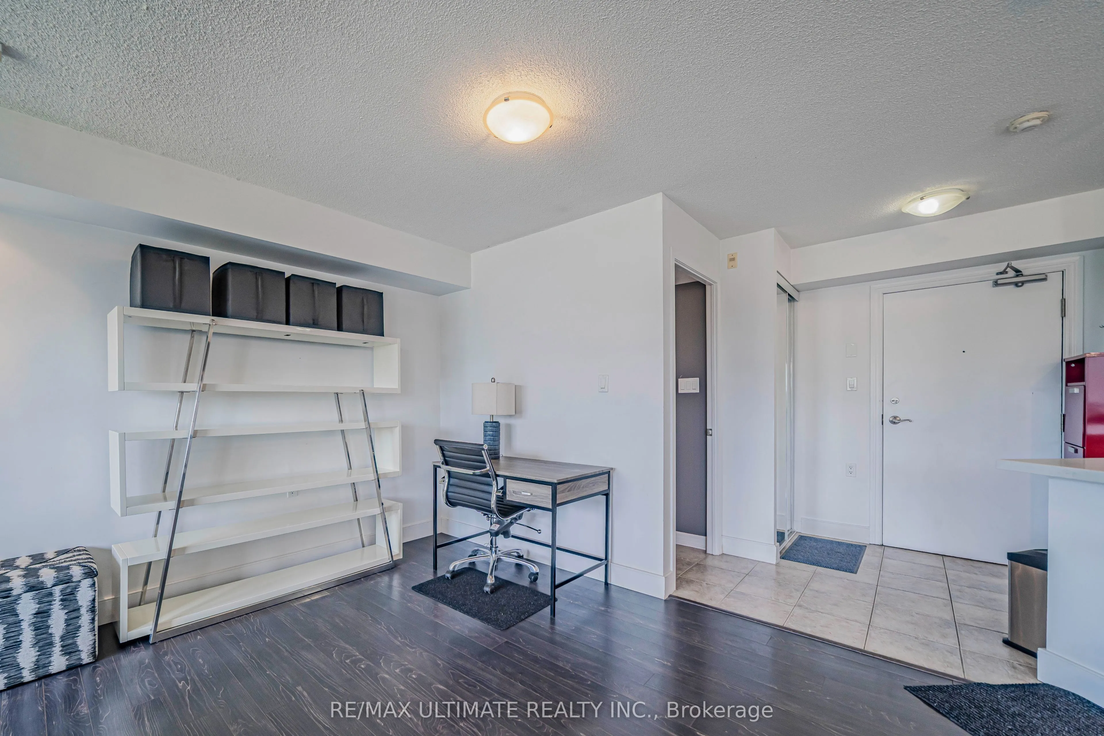 872 SHEPPARD Avenue W #513