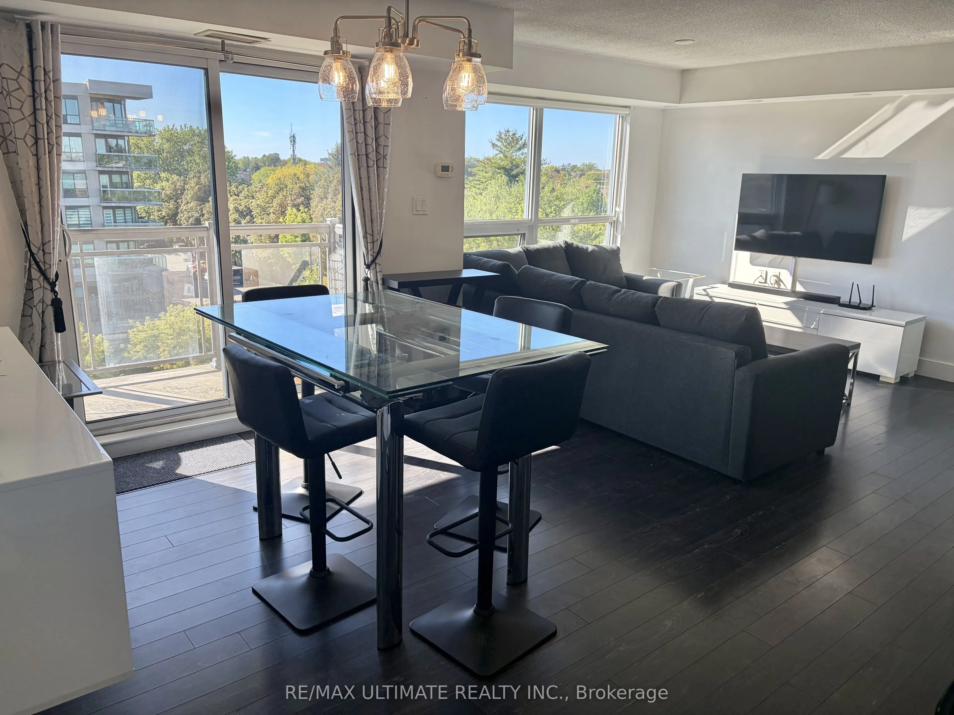 872 SHEPPARD Avenue W #513