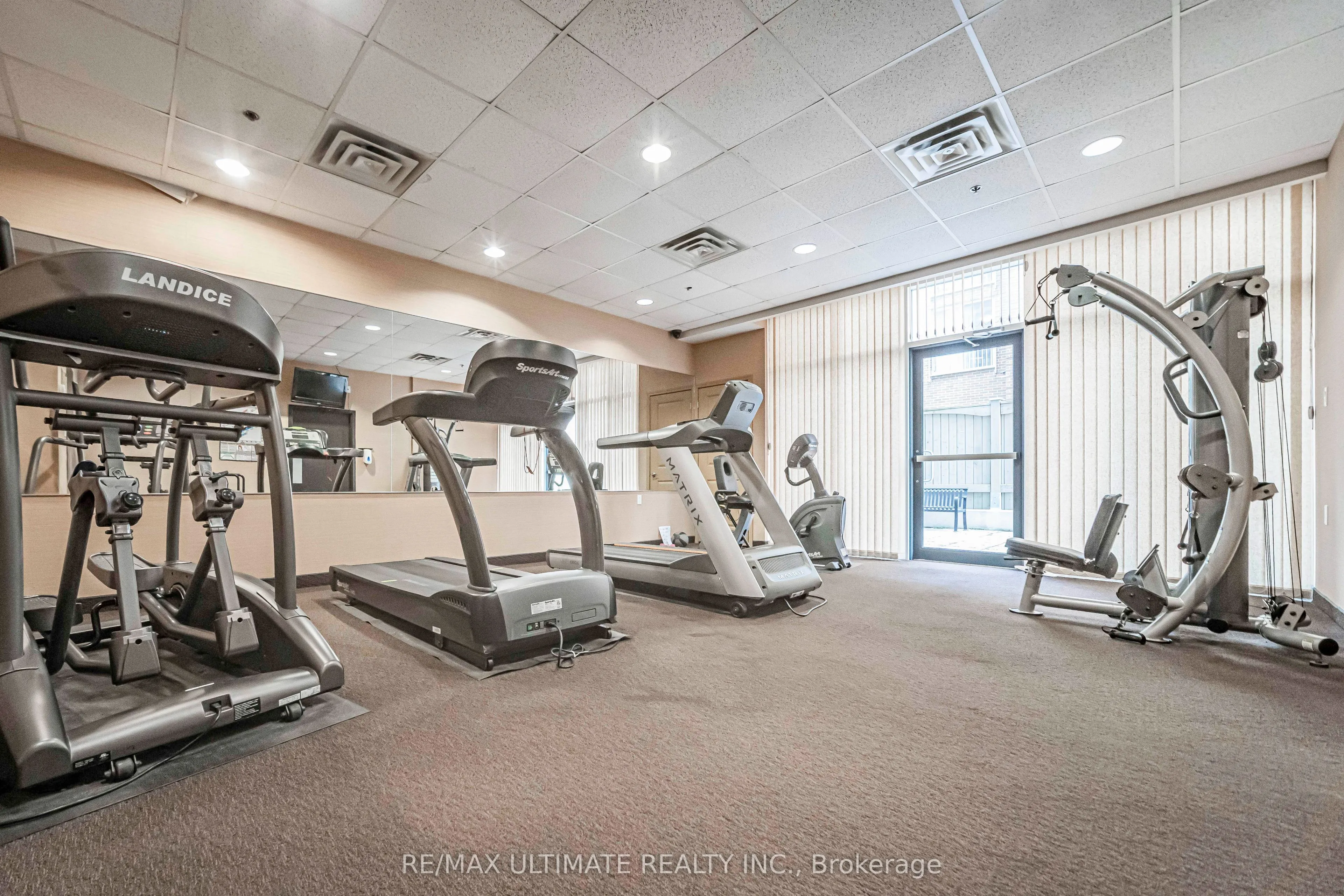 872 SHEPPARD Avenue W #513