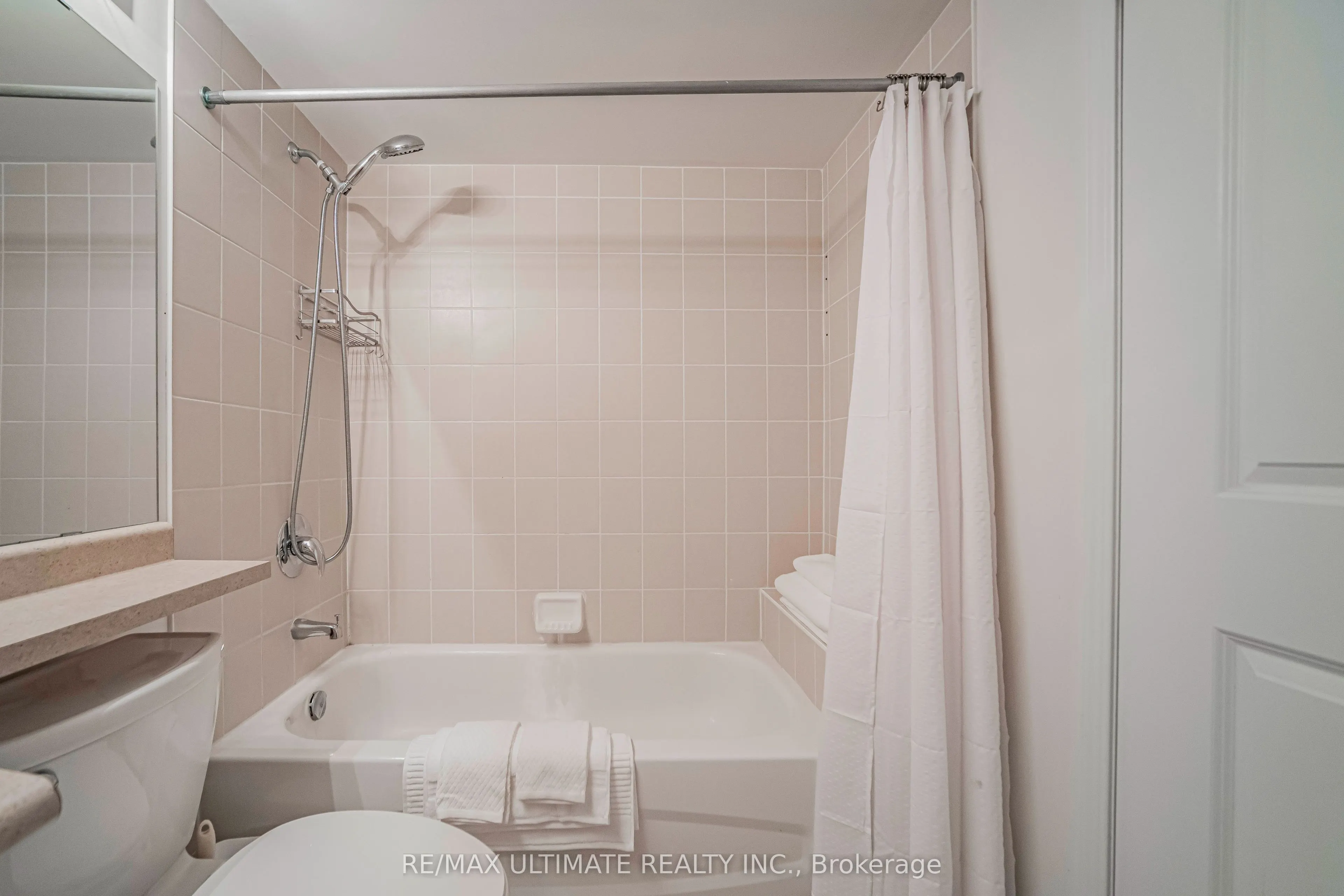 872 SHEPPARD Avenue W #513