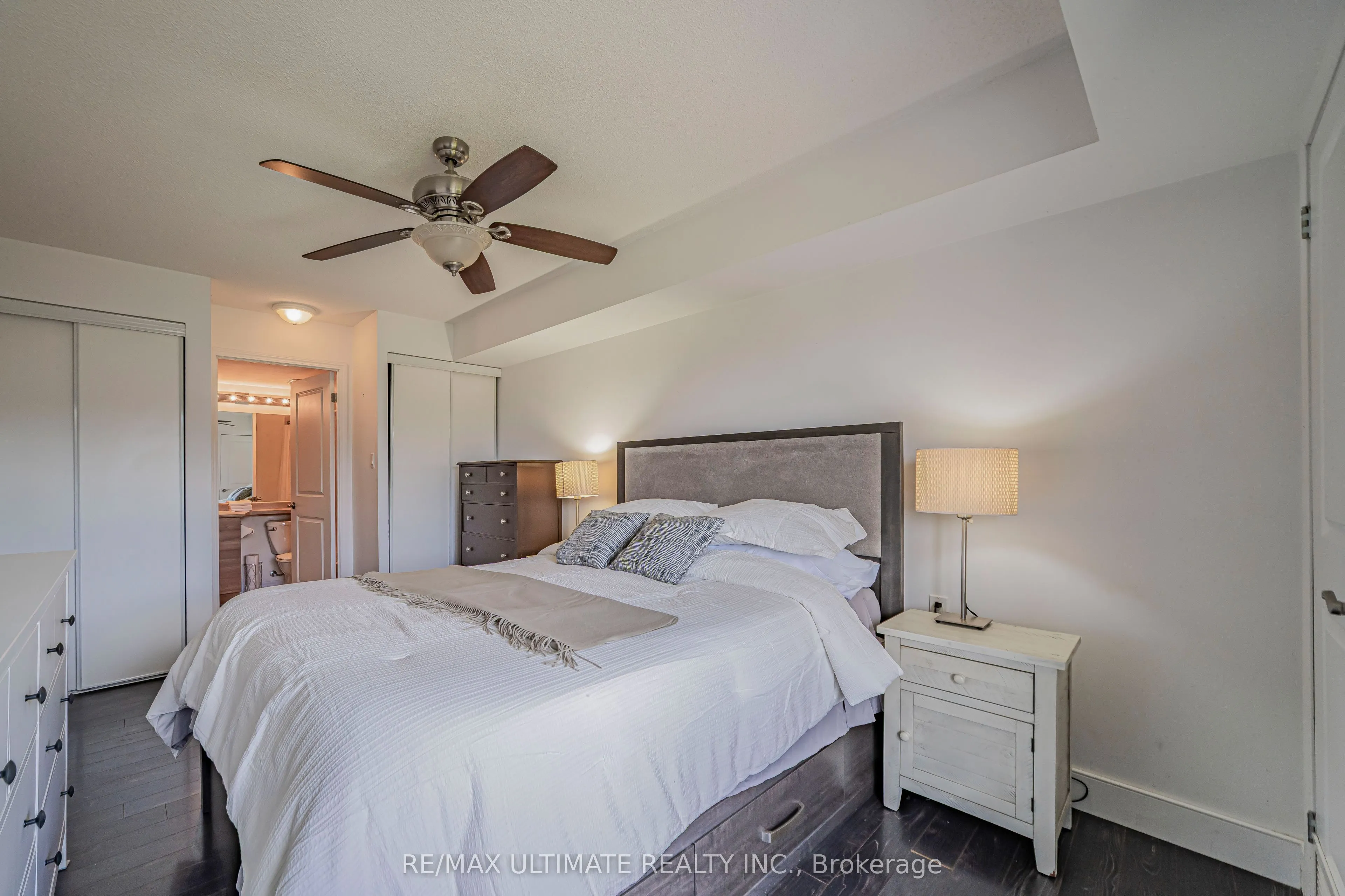 872 SHEPPARD Avenue W #513