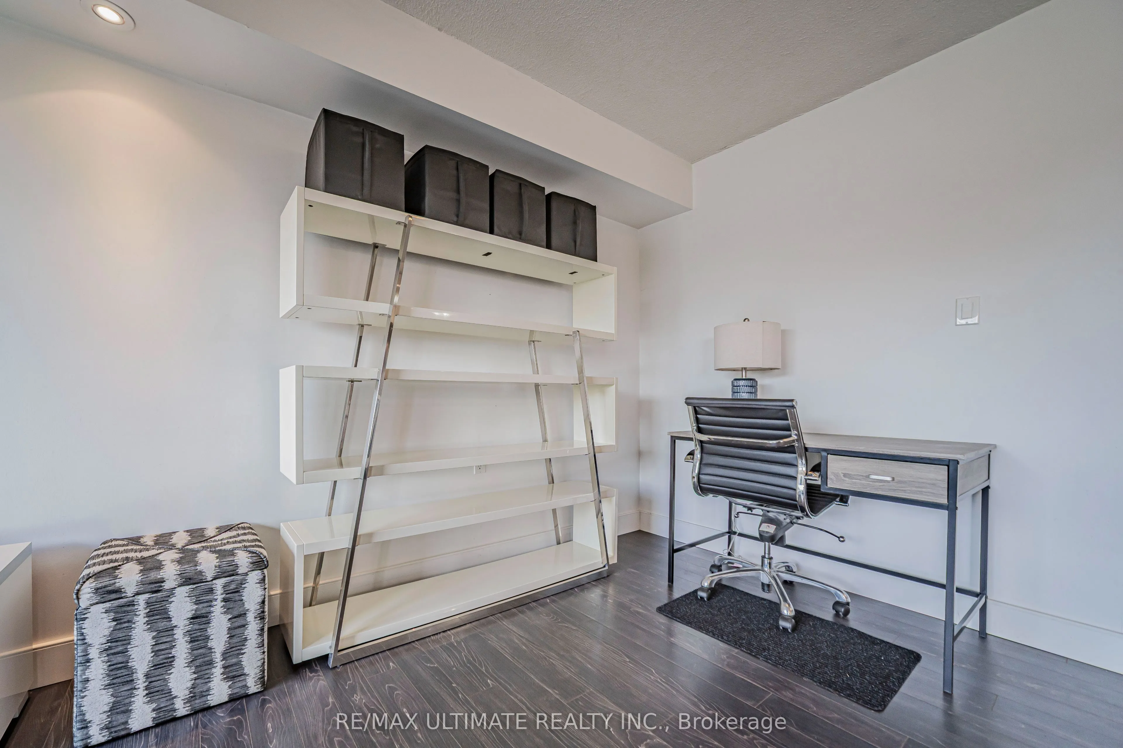 872 SHEPPARD Avenue W #513