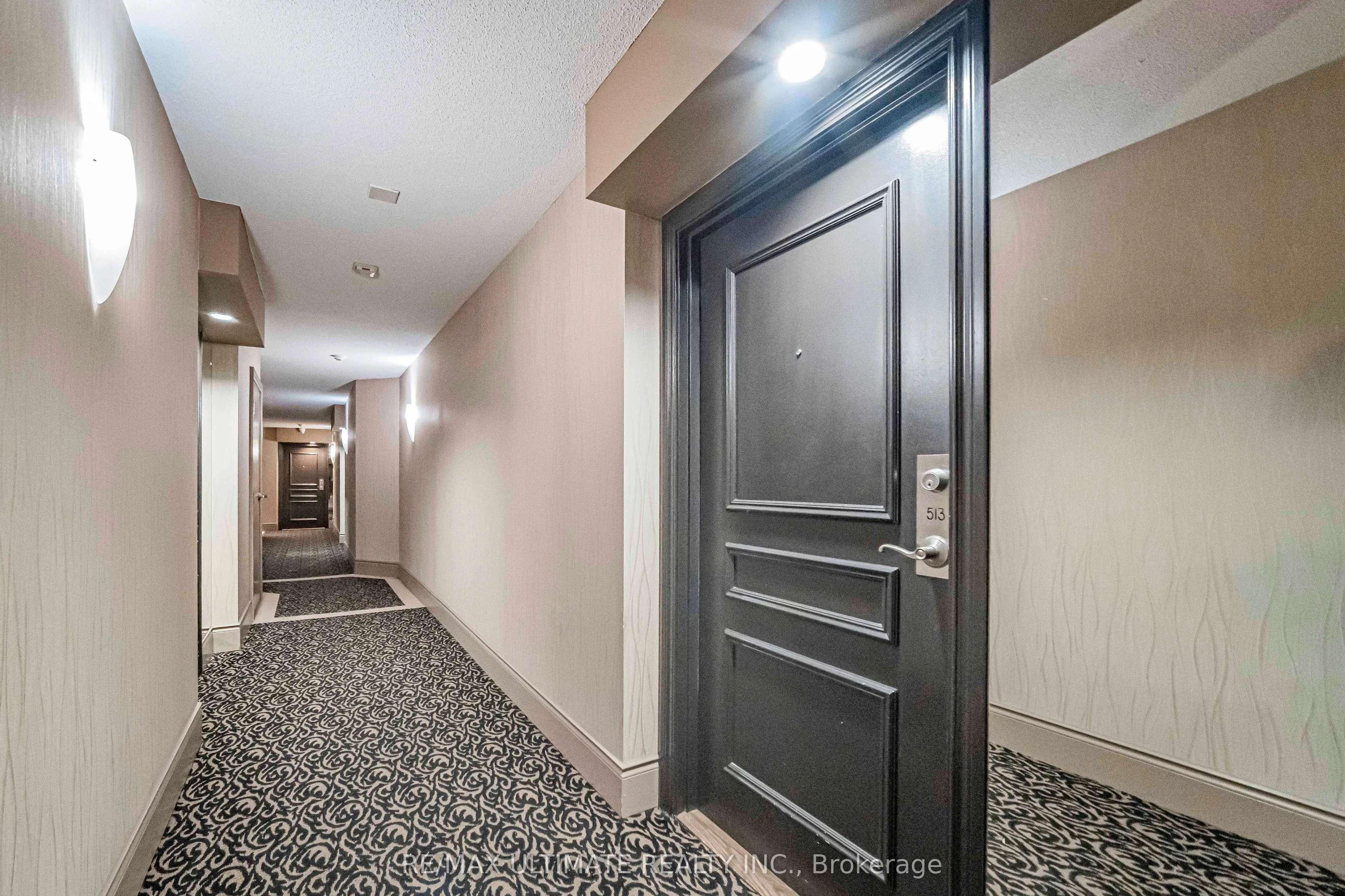 872 SHEPPARD Avenue W #513