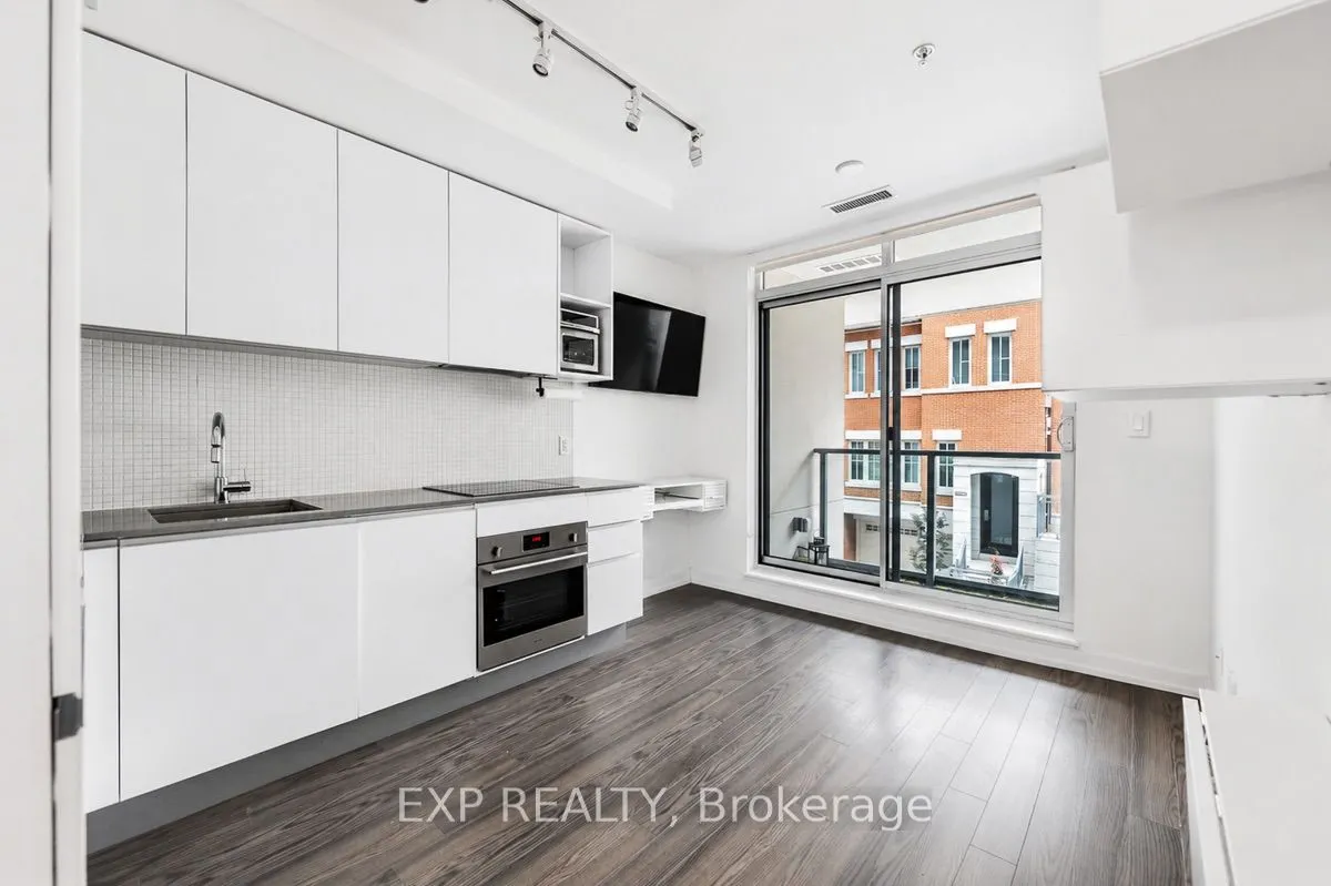 377 Madison Avenue #216