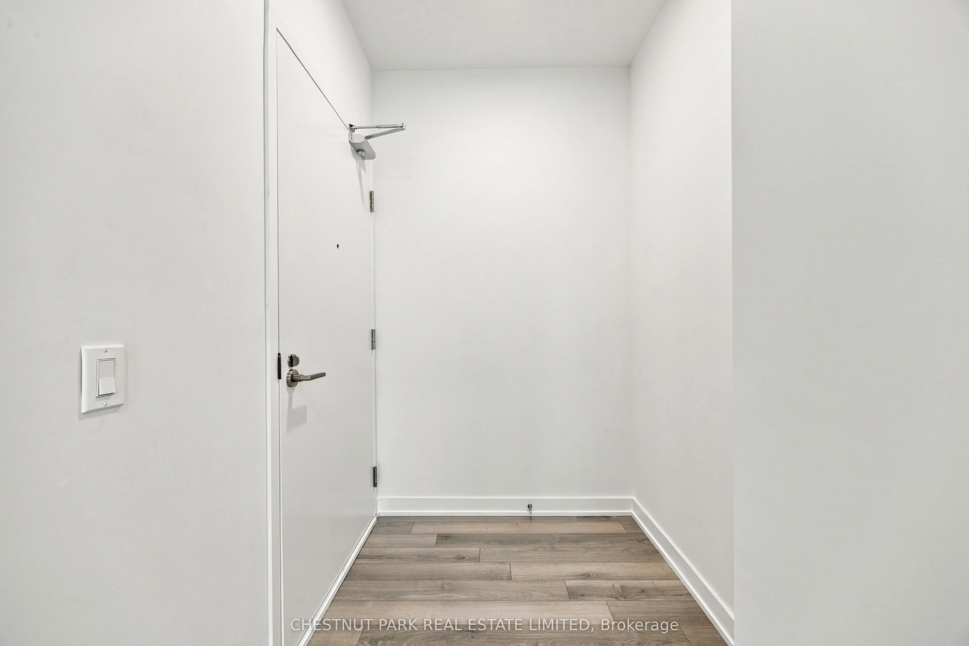 230 Simcoe Street #625
