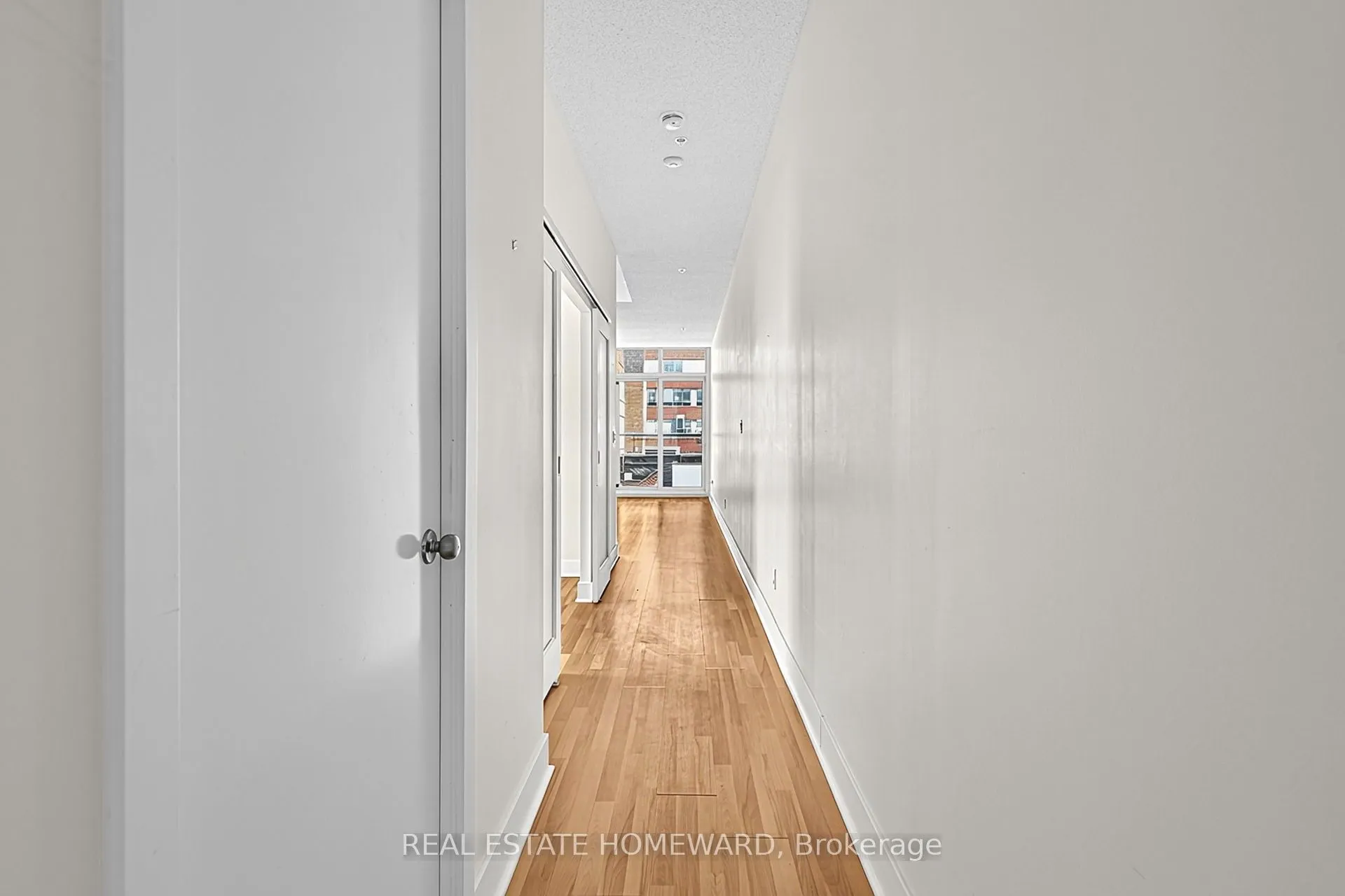 168 King Street E #302