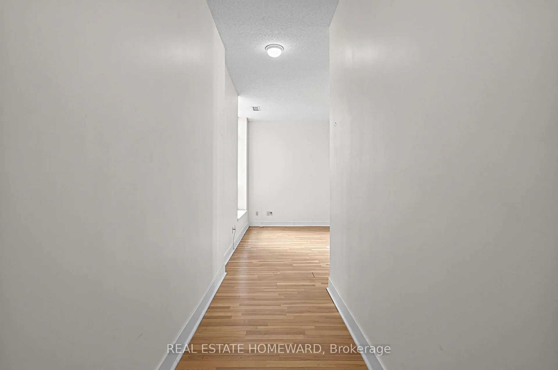 168 King Street E #302