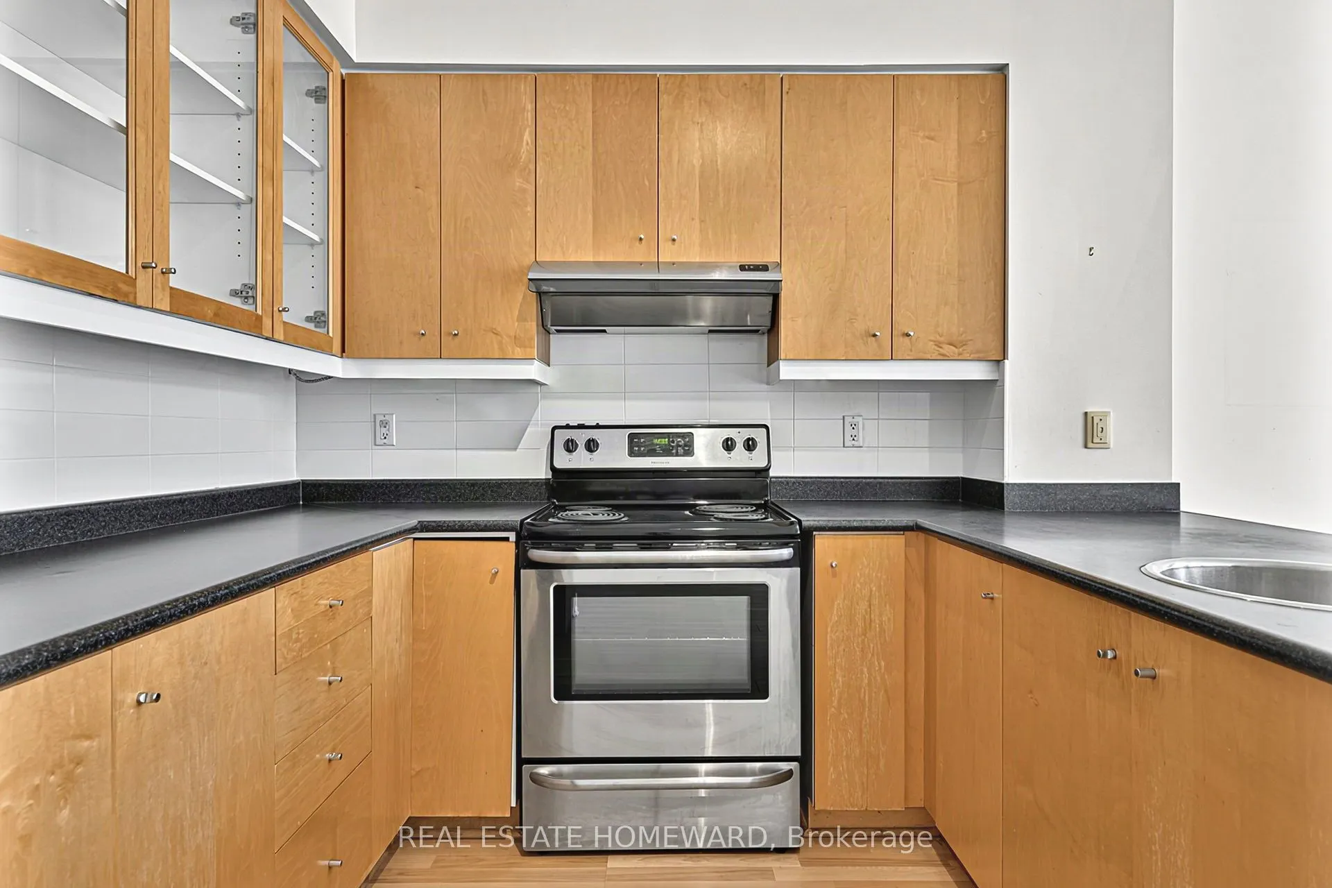 168 King Street E #302