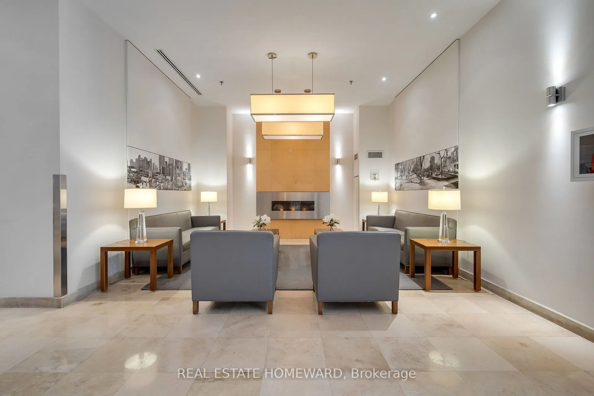 168 King Street E #302