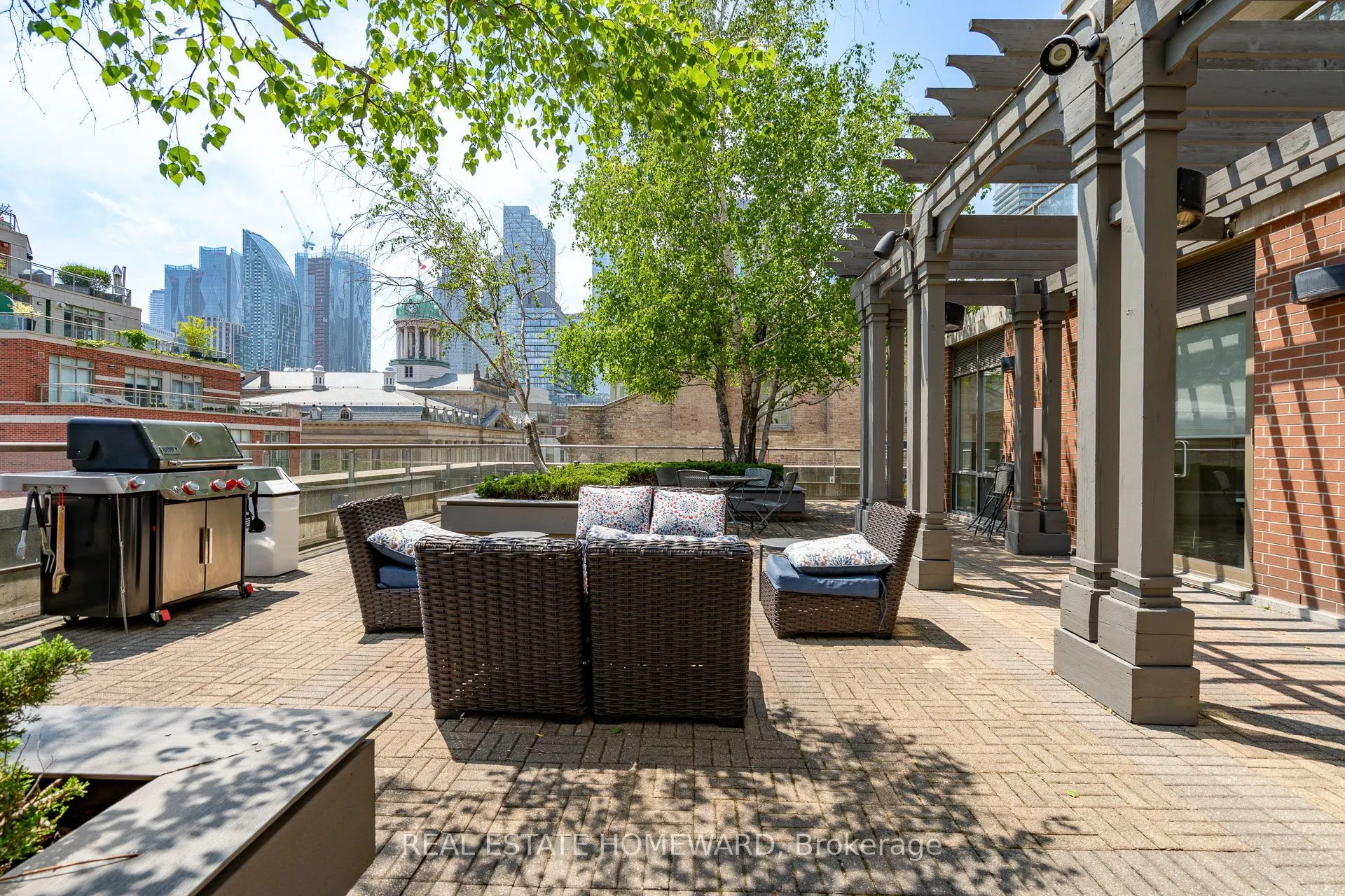 168 King Street E #302