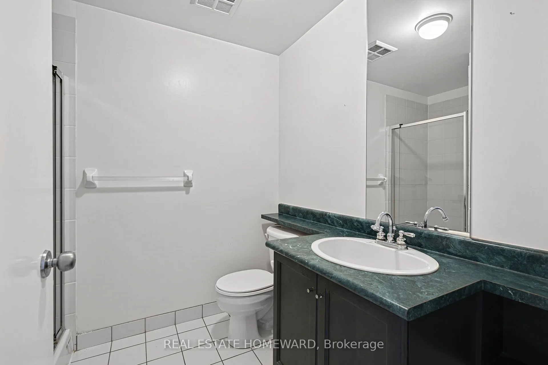 168 King Street E #302