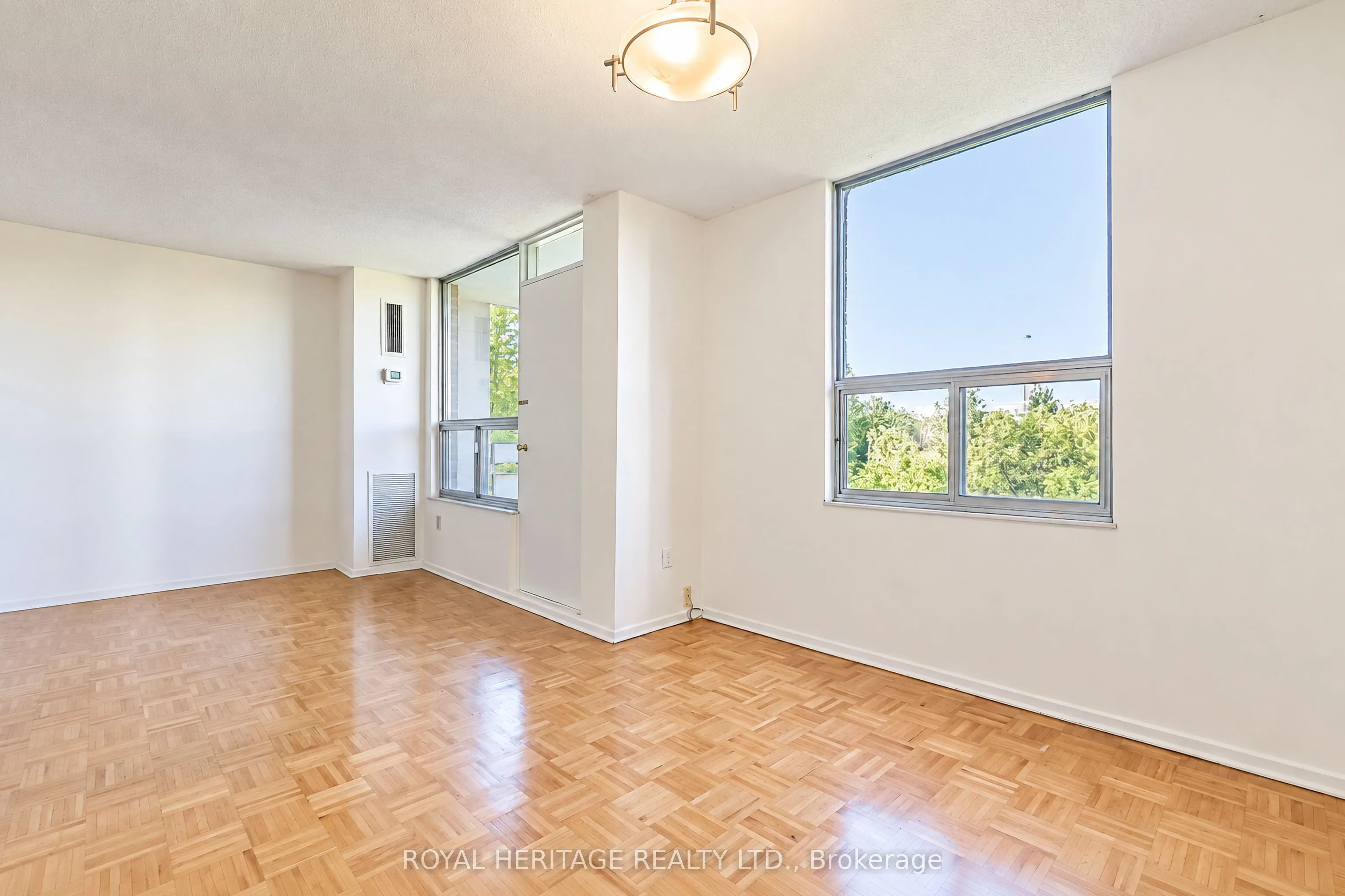10 Edgecliff Golfway #603