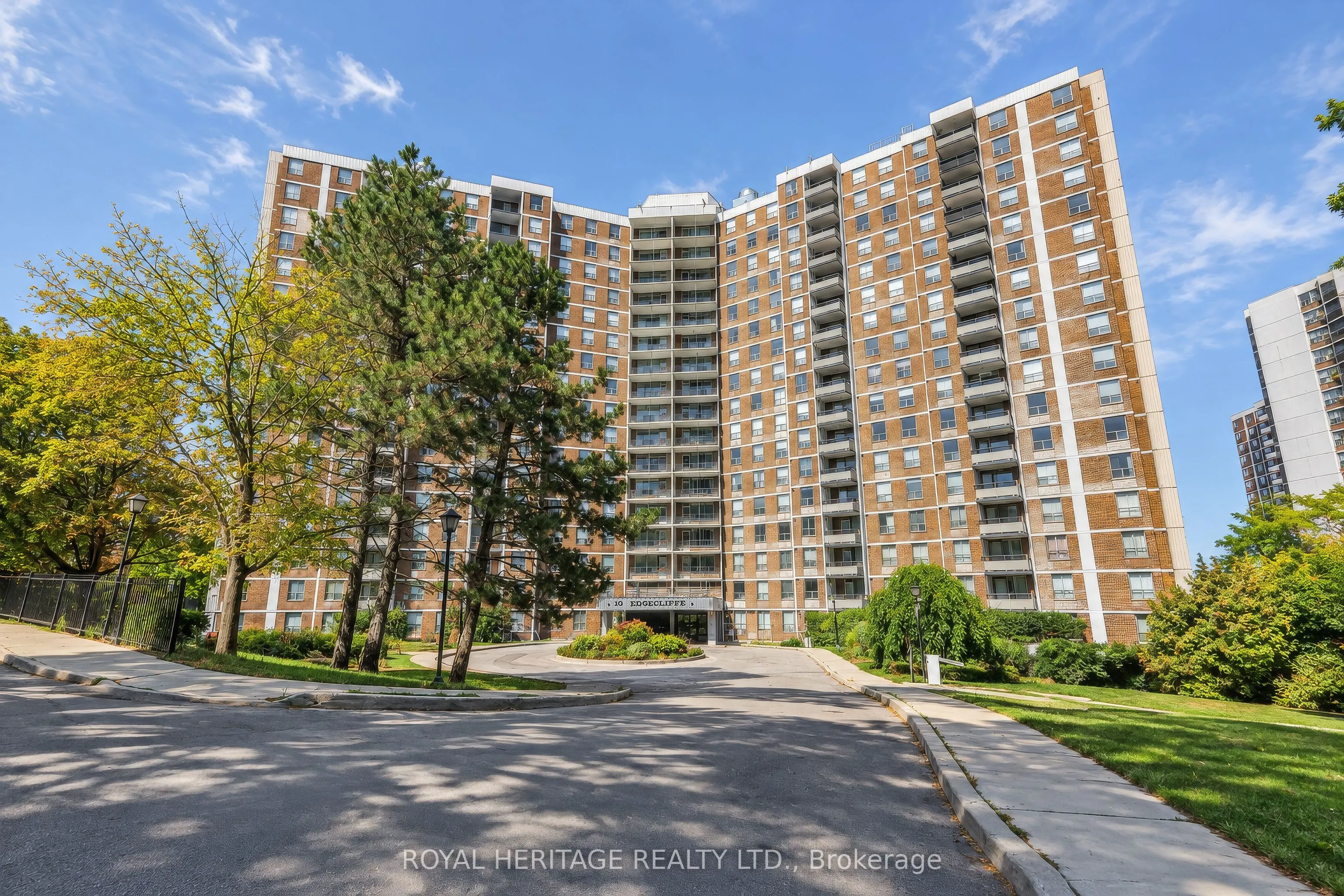 10 Edgecliff Golfway #603
