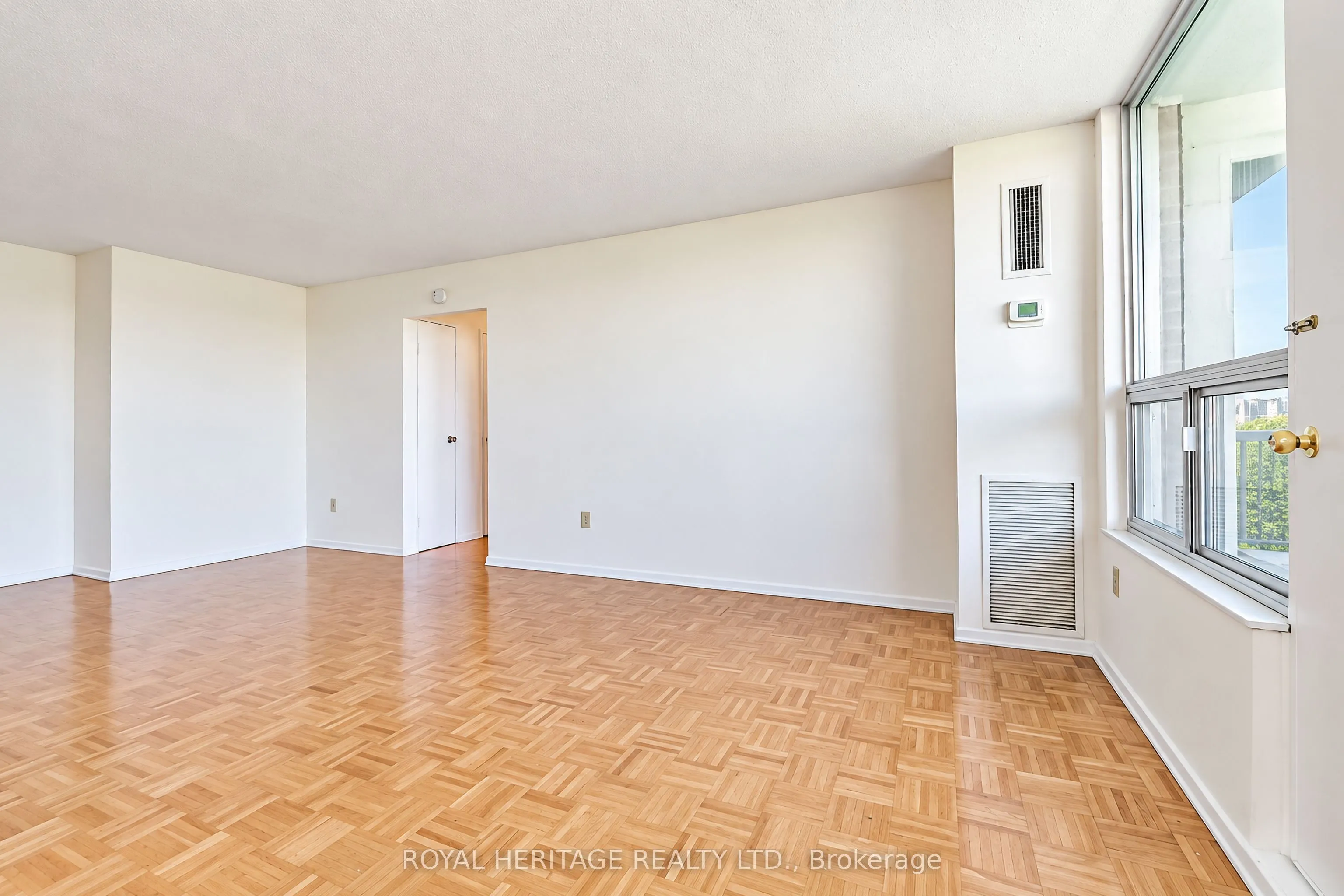 10 Edgecliff Golfway #603
