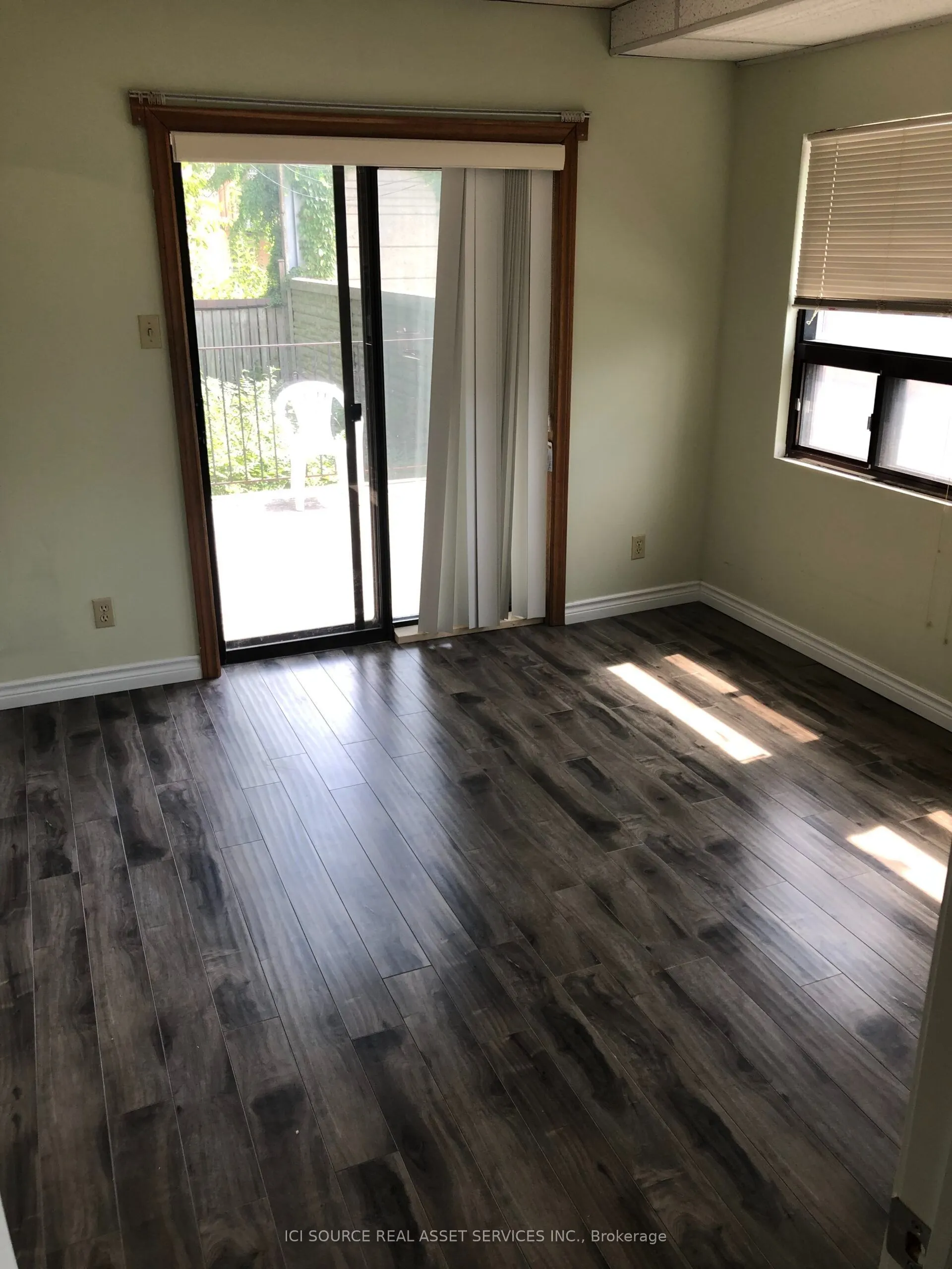849 Bathurst Street #1
