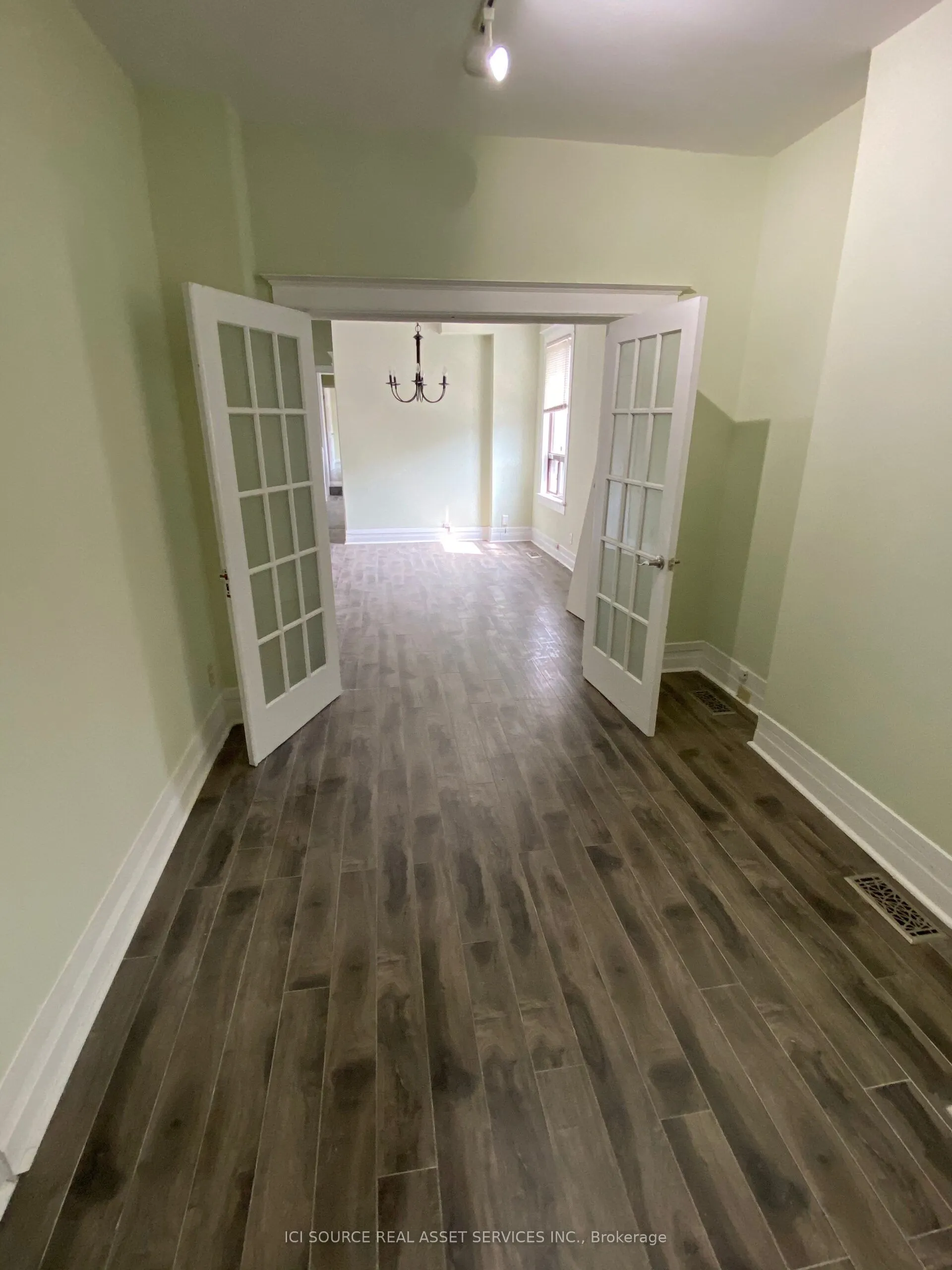 849 Bathurst Street #1