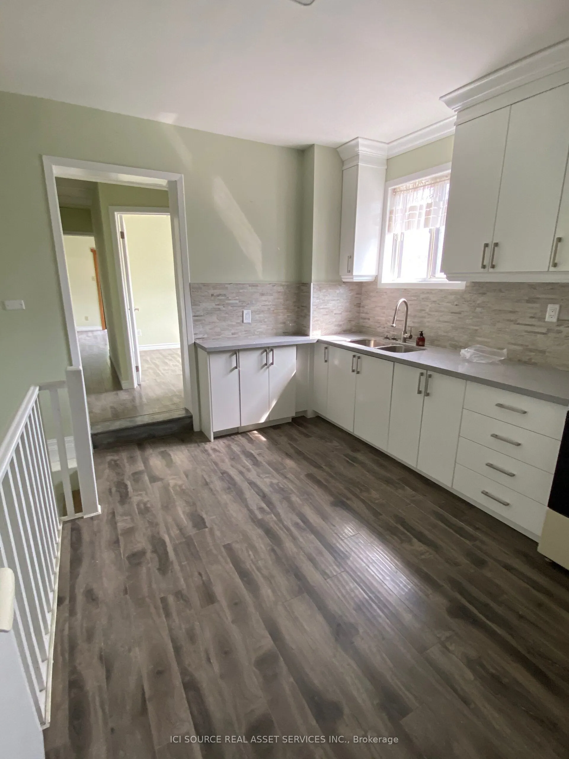 849 Bathurst Street #1