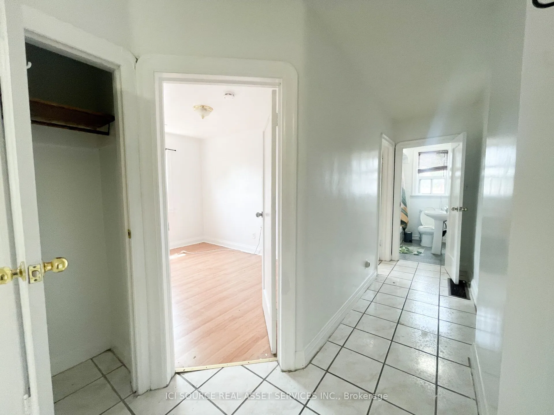 54 Markham Street #2