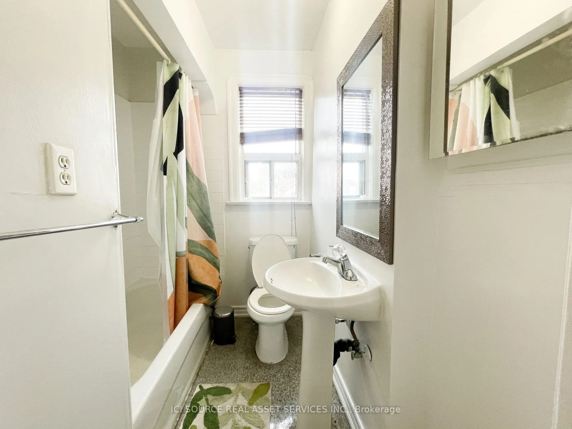 54 Markham Street #2