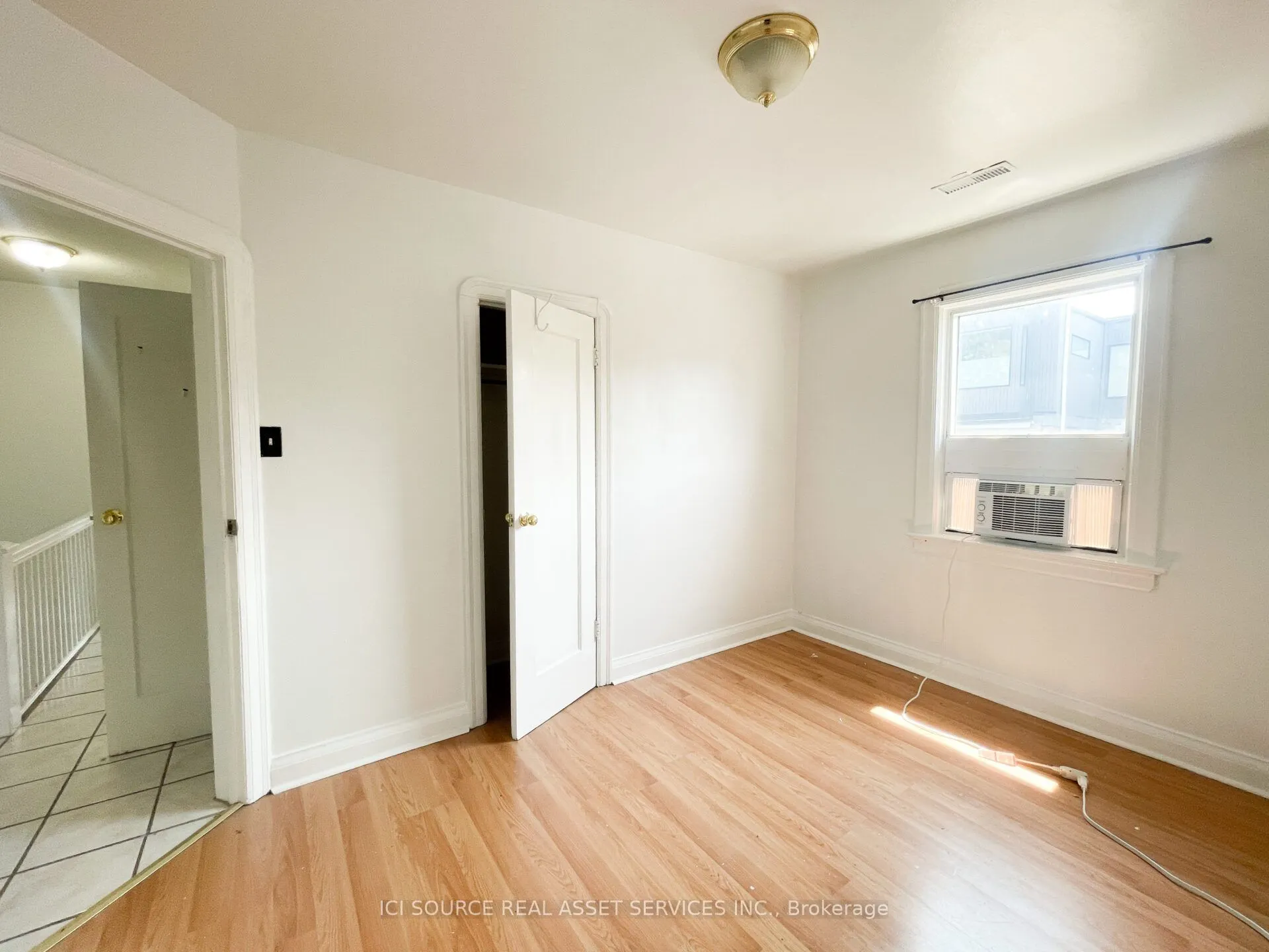 54 Markham Street #2