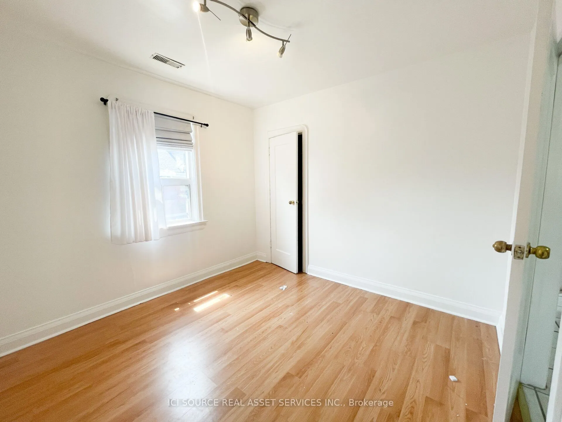 54 Markham Street #2