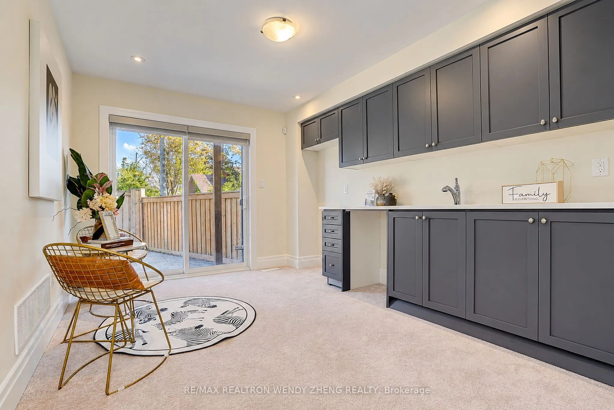 11 Hollyhock Court